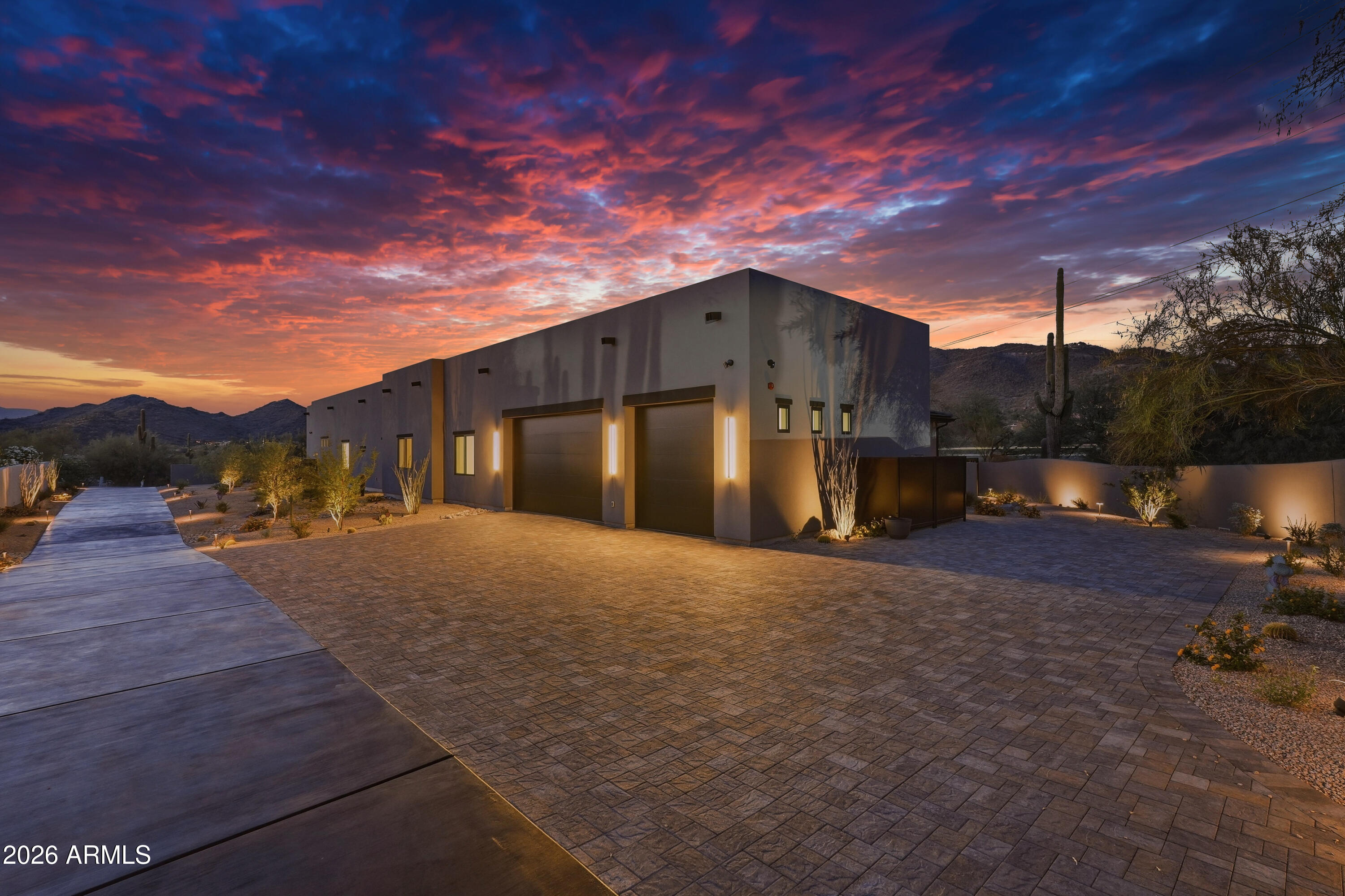 ENCLAVE AT CAREFREE LOT SPLIT - Residential