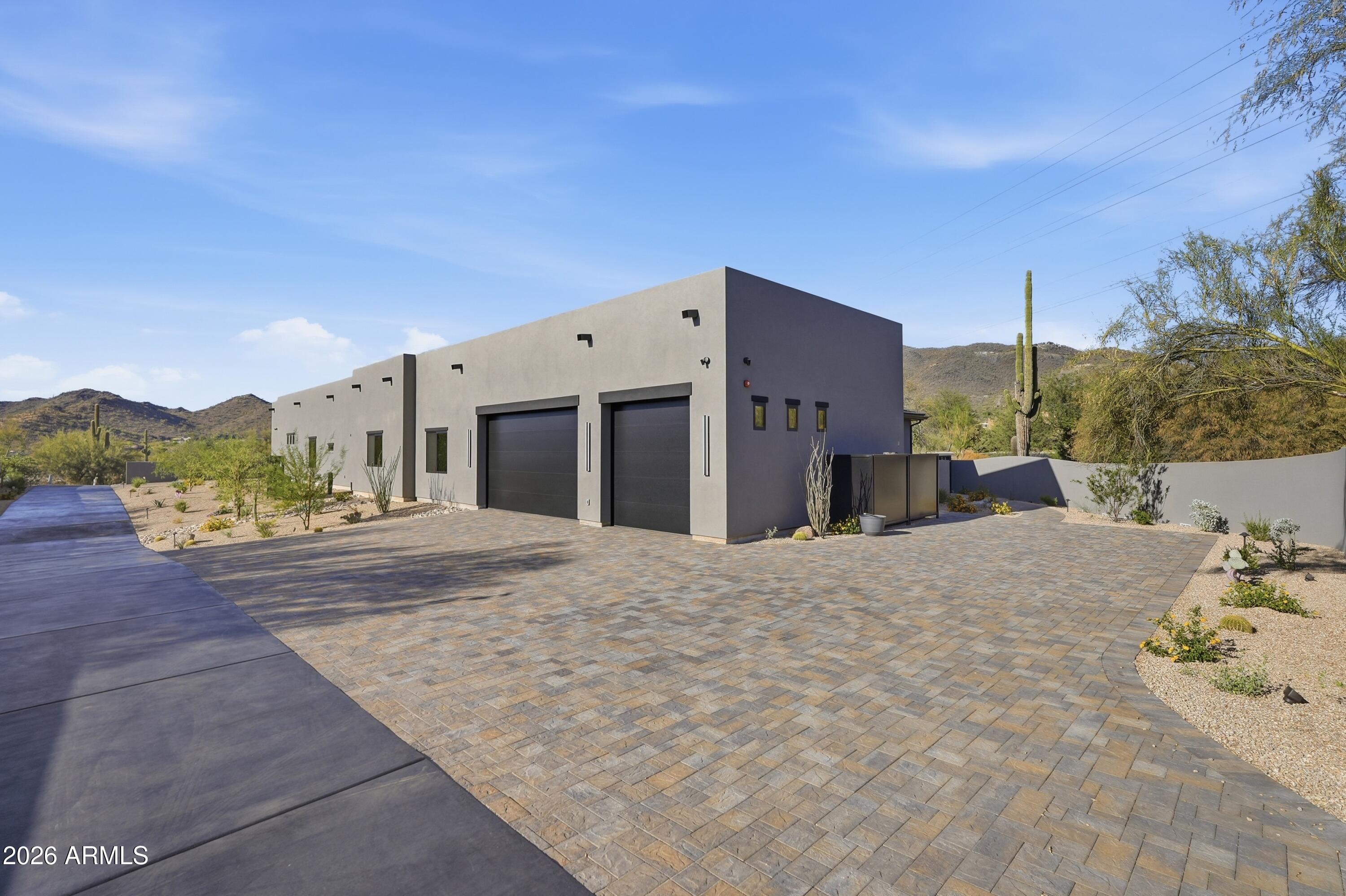ENCLAVE AT CAREFREE LOT SPLIT - Residential