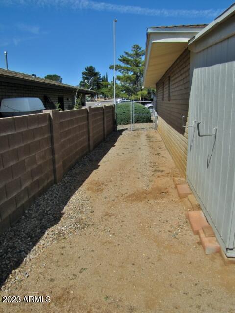 VISTA VILLAGE UNIT 5 - Residential Lease