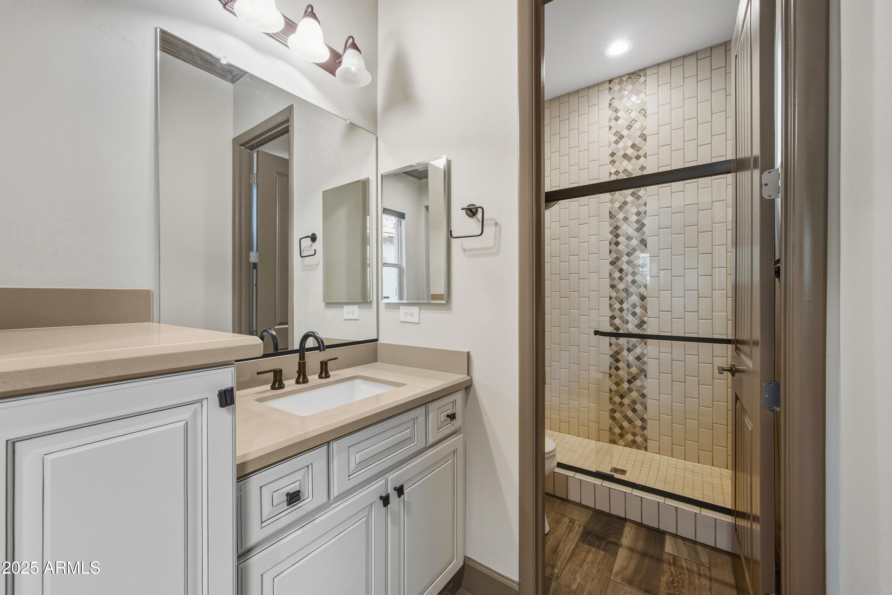TEGAVAH UNIT 2.1 REPLAT OF VISTA VERDE UNIT 1 TR - Residential