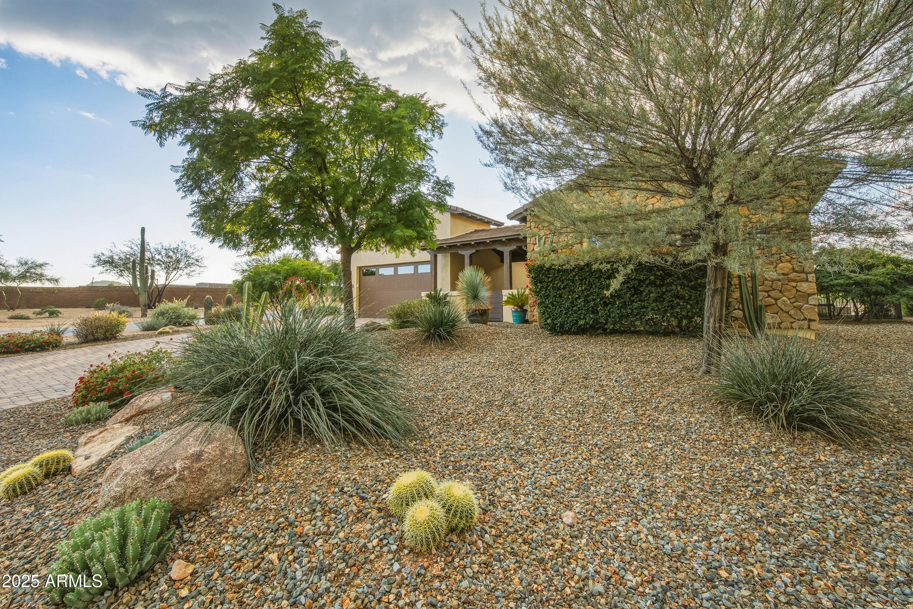 TEGAVAH UNIT 2.1 REPLAT OF VISTA VERDE UNIT 1 TR - Residential
