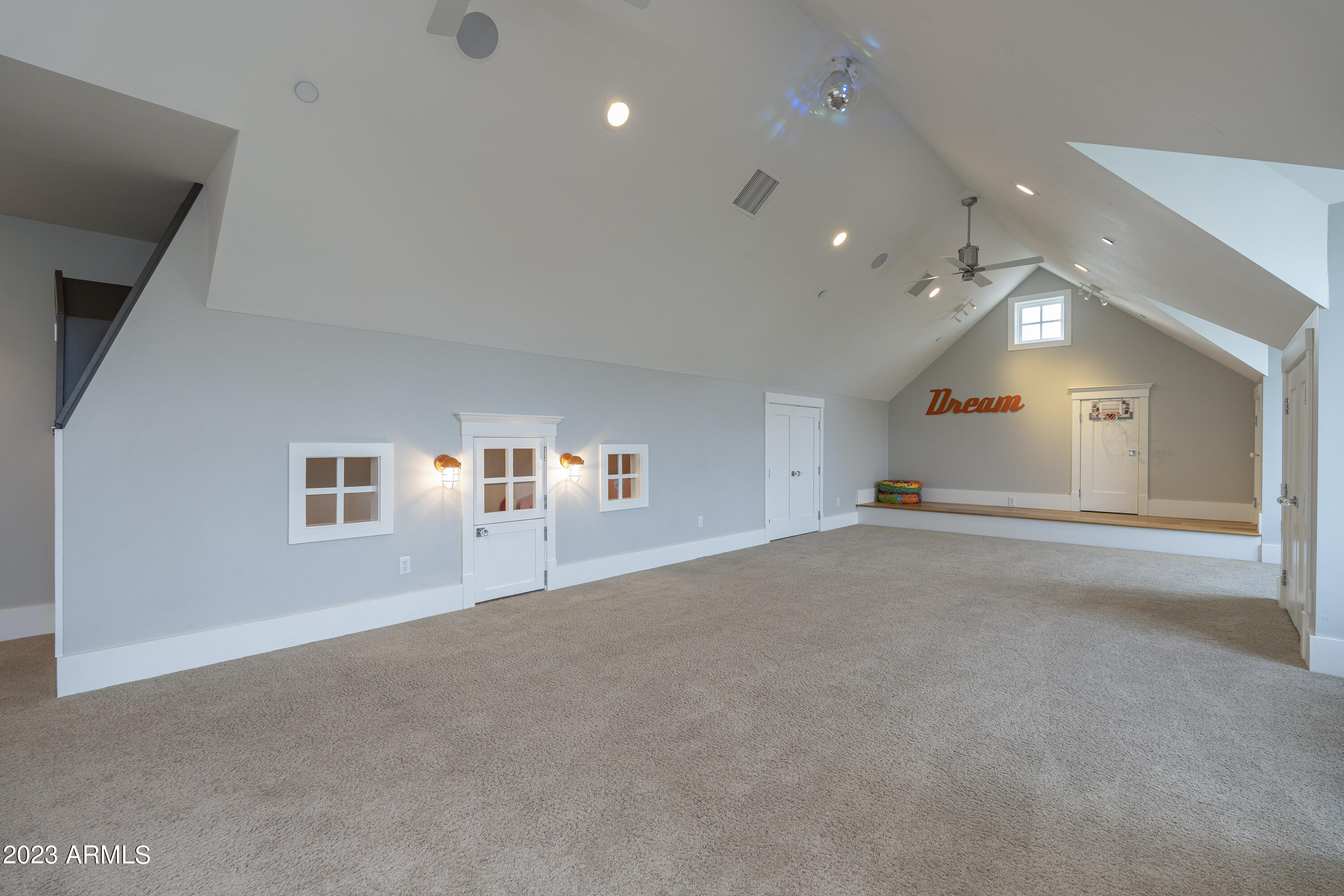 COBBLESTONE AT THE GROVES AMD - Residential
