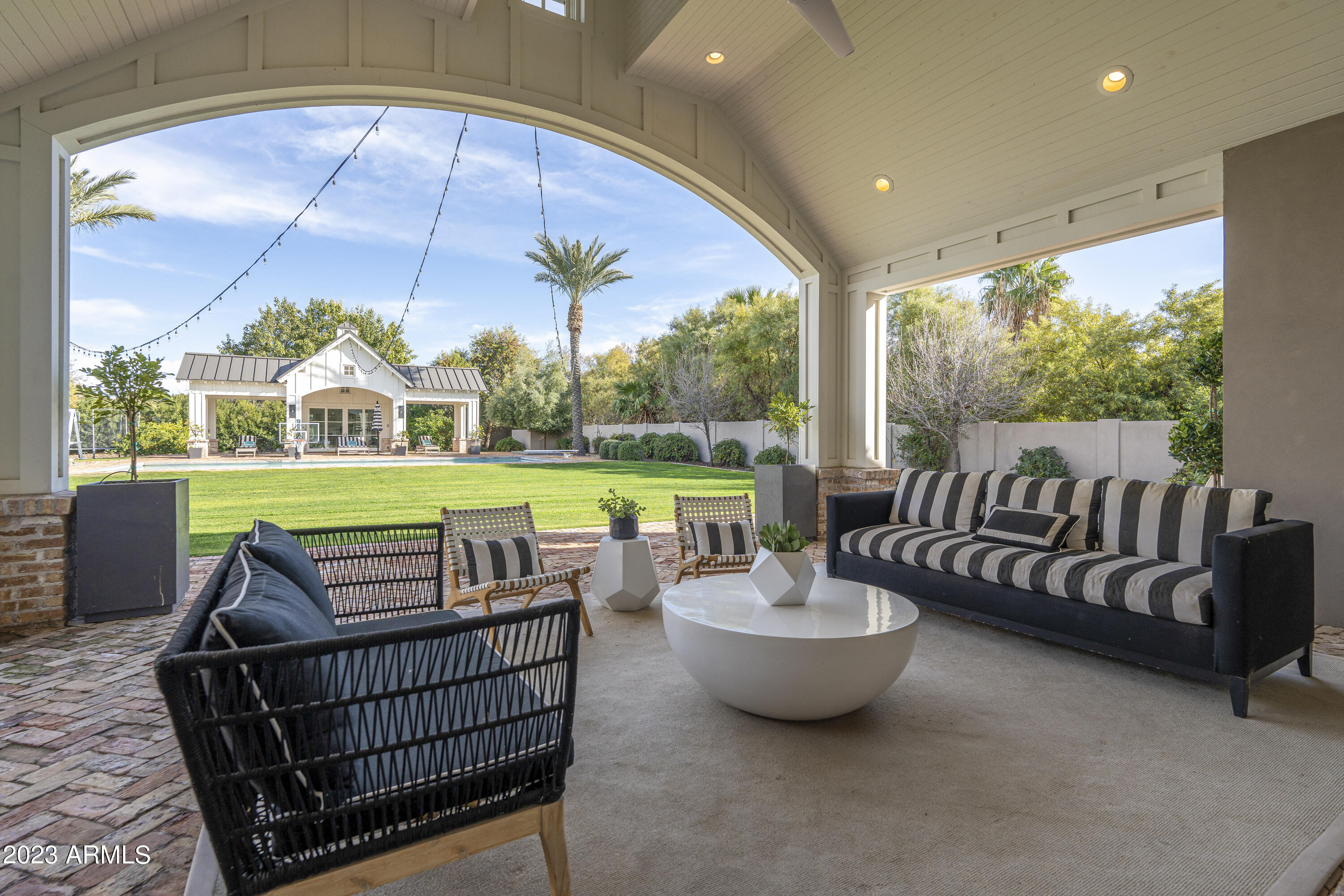 COBBLESTONE AT THE GROVES AMD - Residential