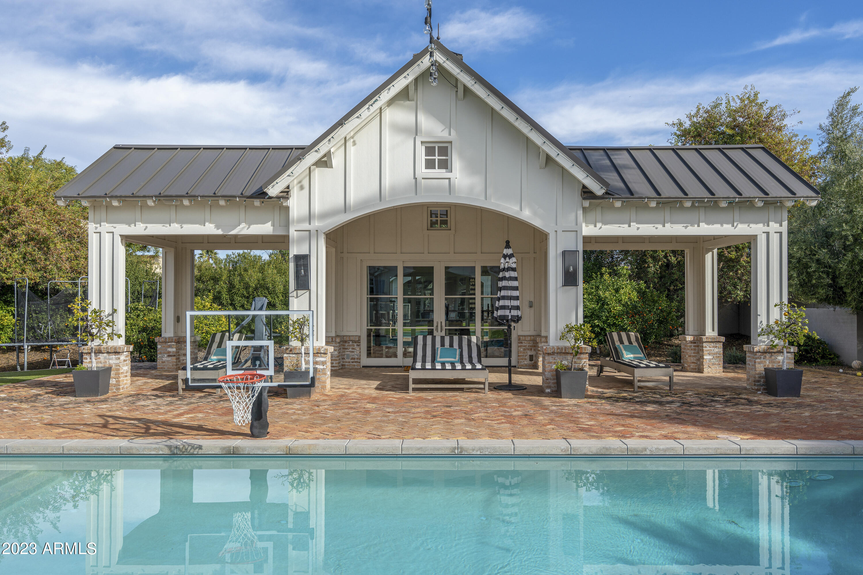 COBBLESTONE AT THE GROVES AMD - Residential