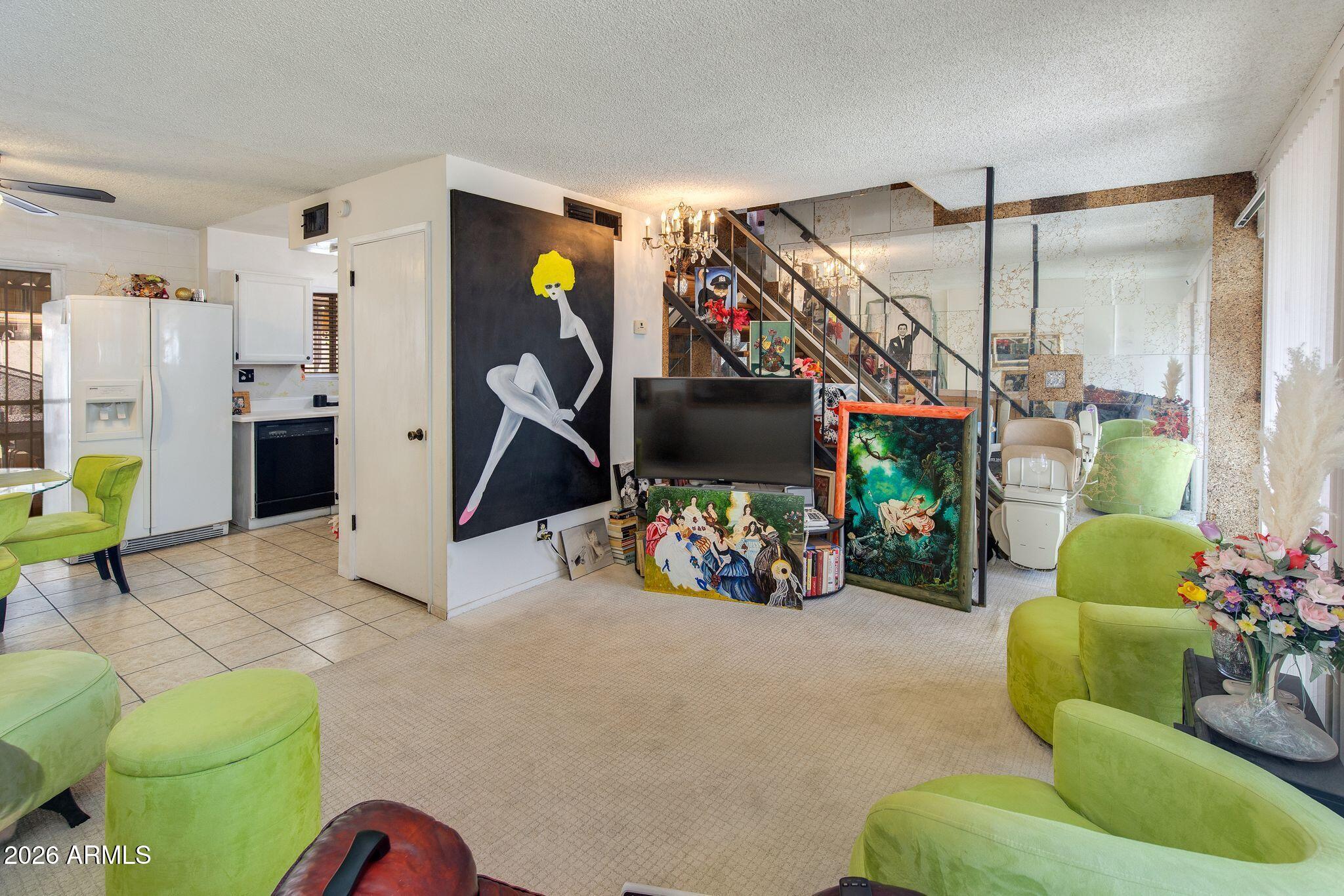 SCOTTSDALE EAST - Residential