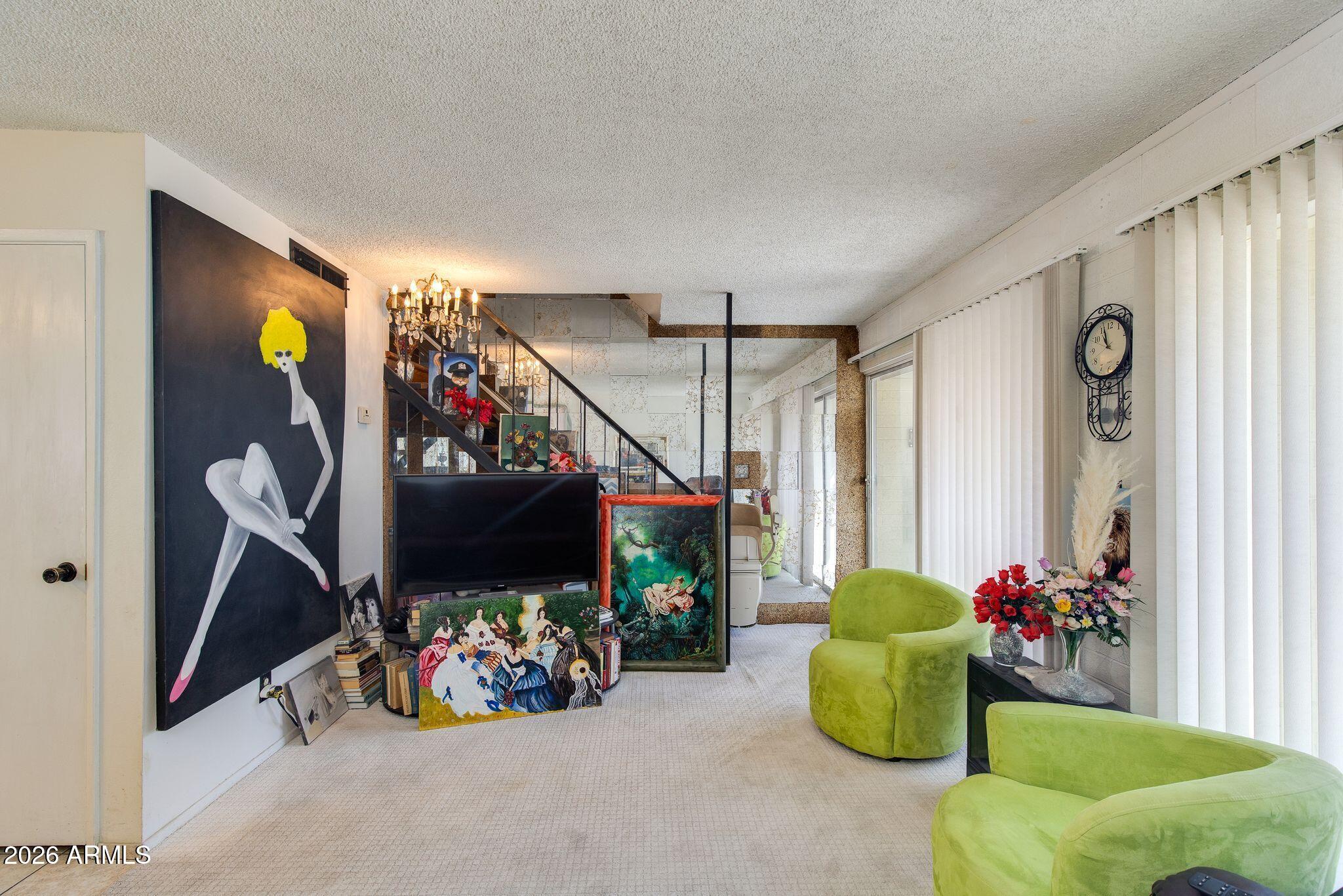 SCOTTSDALE EAST - Residential