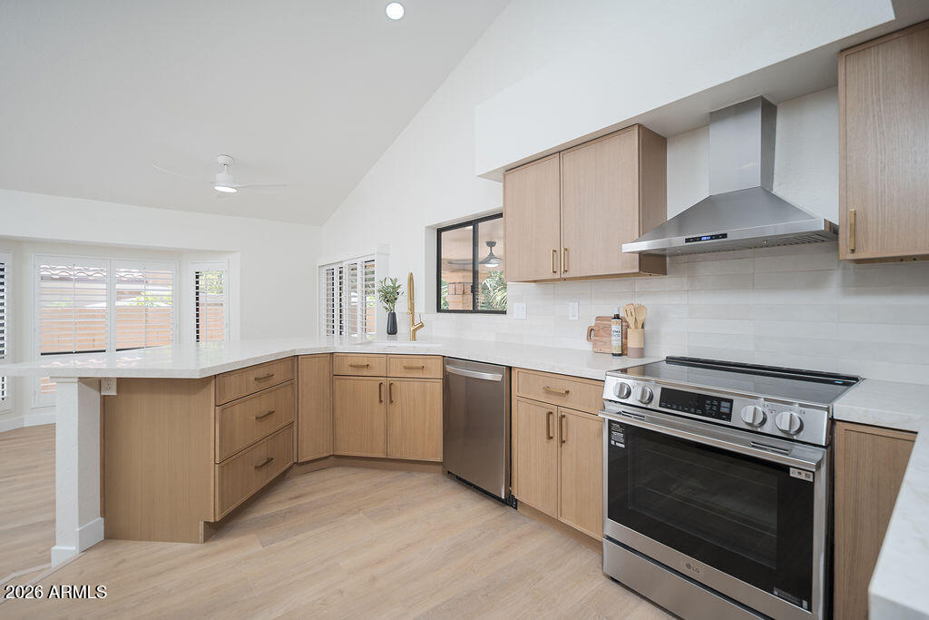 Pointe Tapatio - Residential