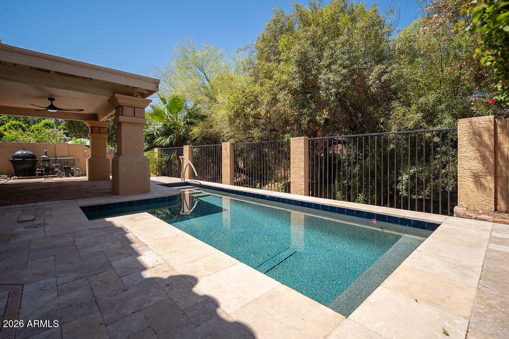 Pointe Tapatio - Residential