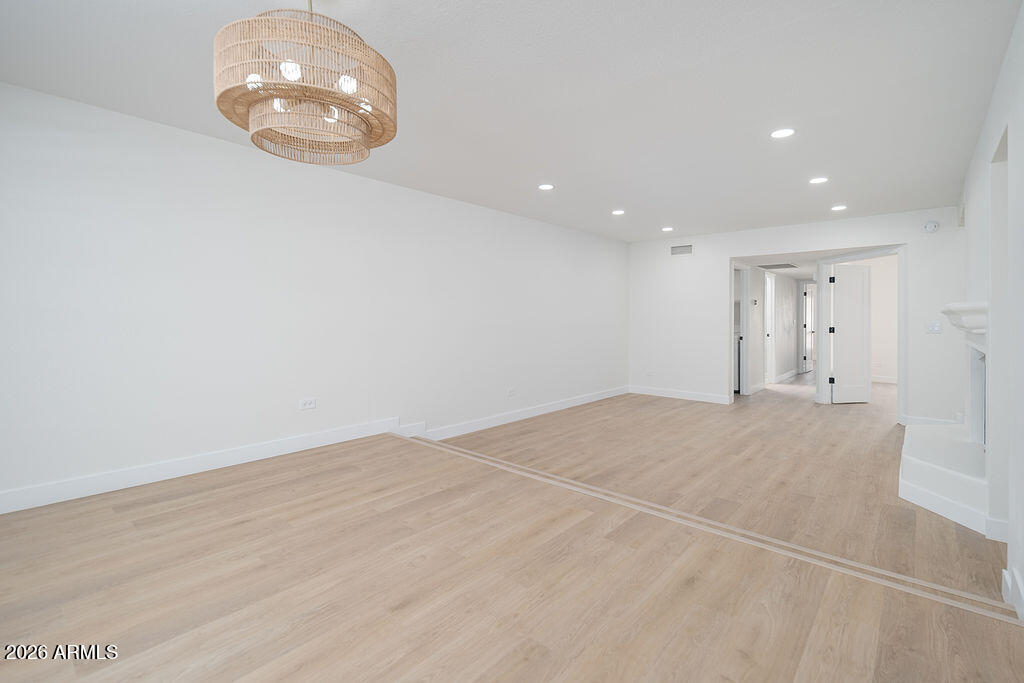 Pointe Tapatio - Residential