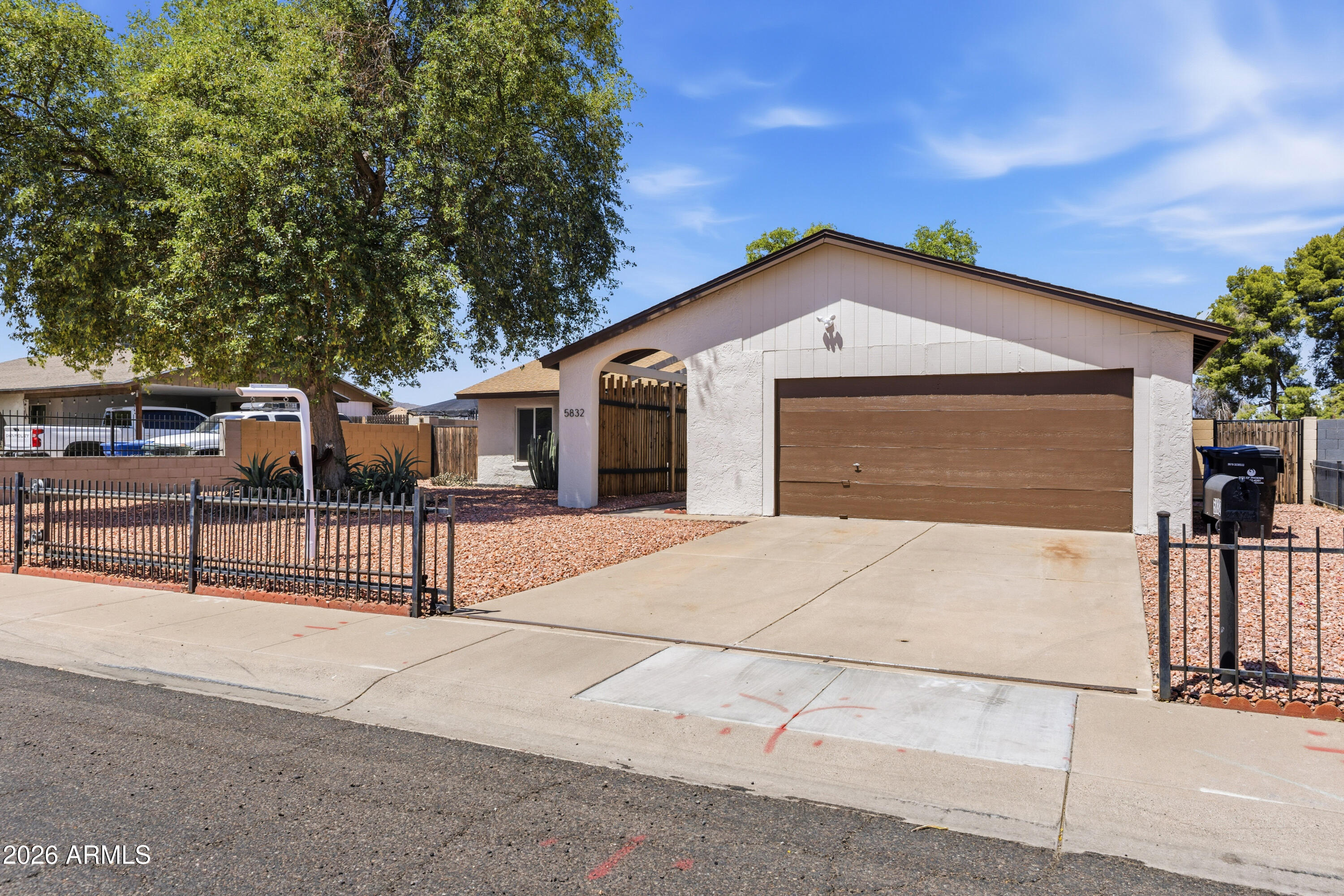BRAEMAR SOUTH UNIT 5 - Residential