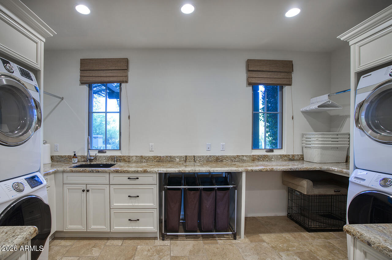 DC RANCH - Residential