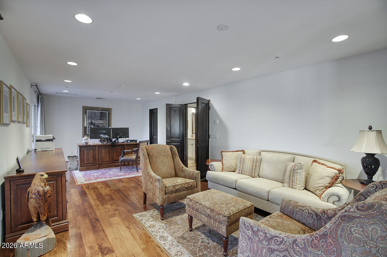 DC RANCH - Residential