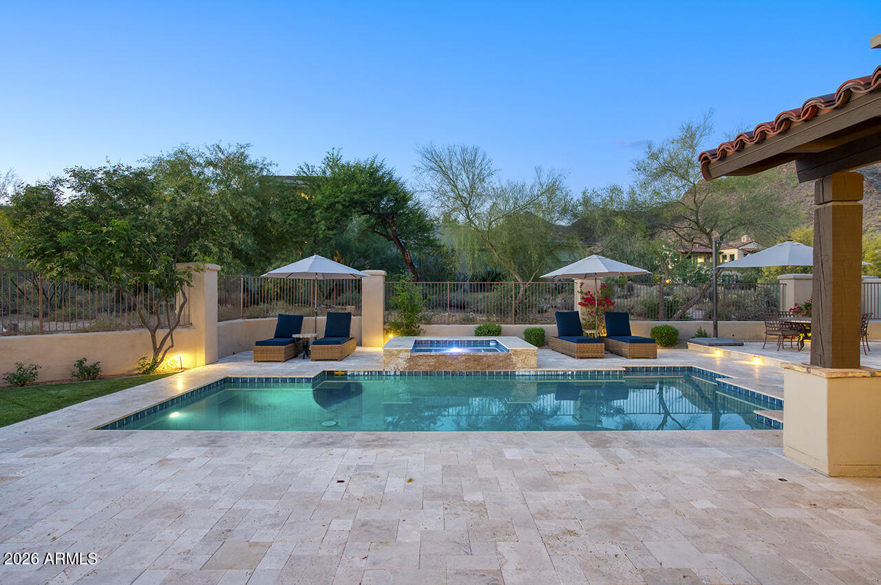 DC RANCH - Residential