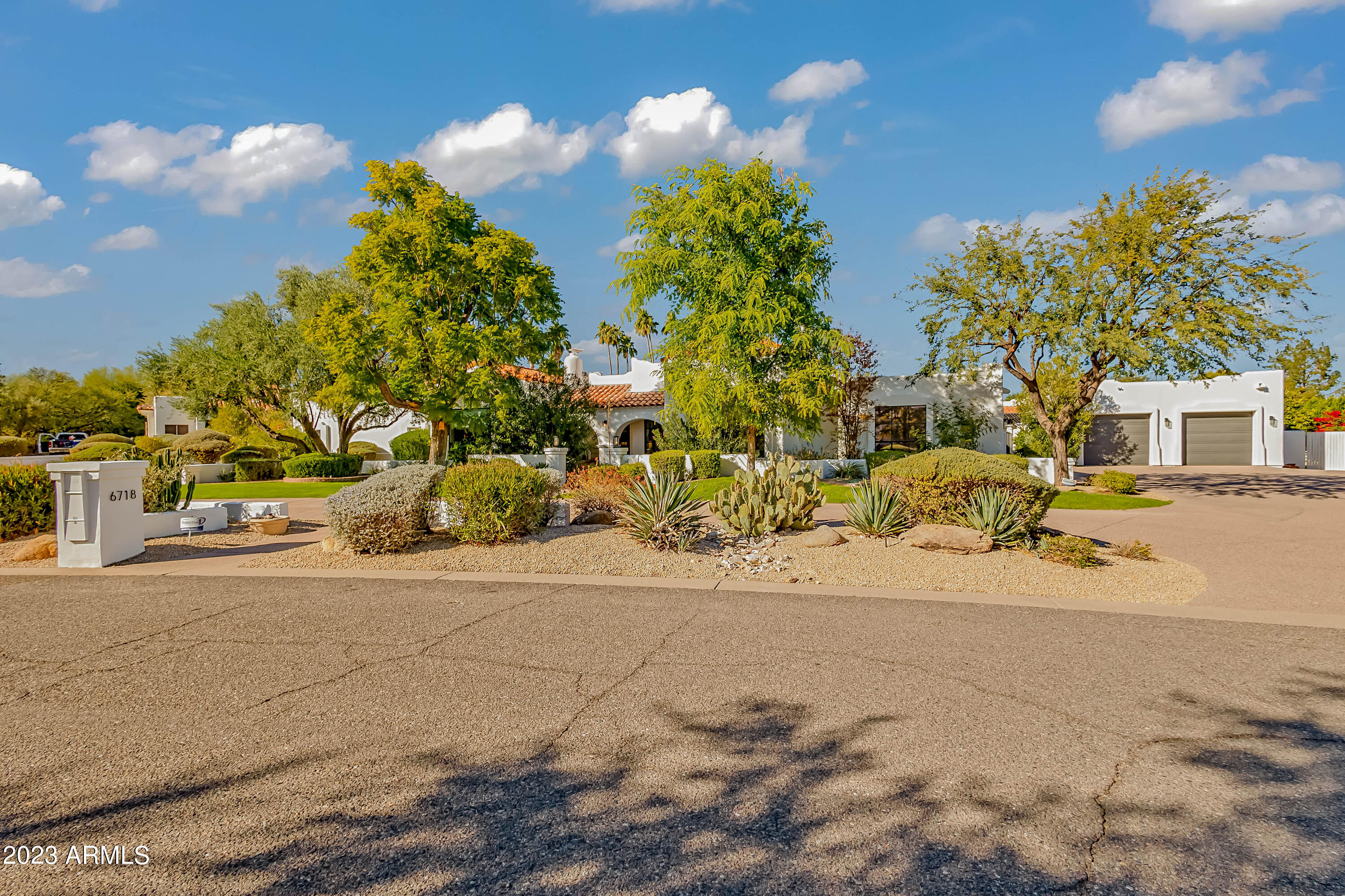 TIERRA DEL PARAISO - Residential
