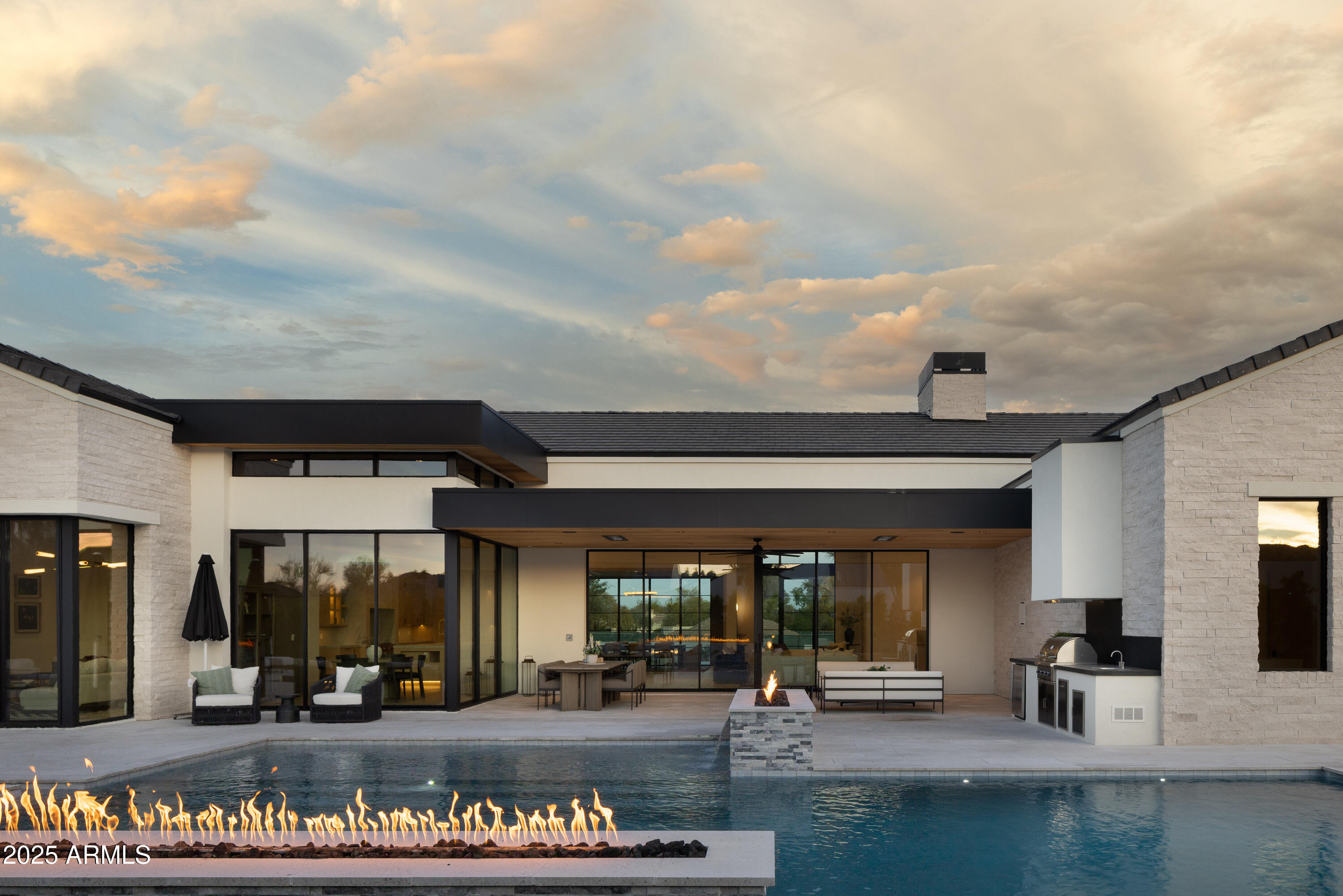 VIA LOS RANCHOS - Residential