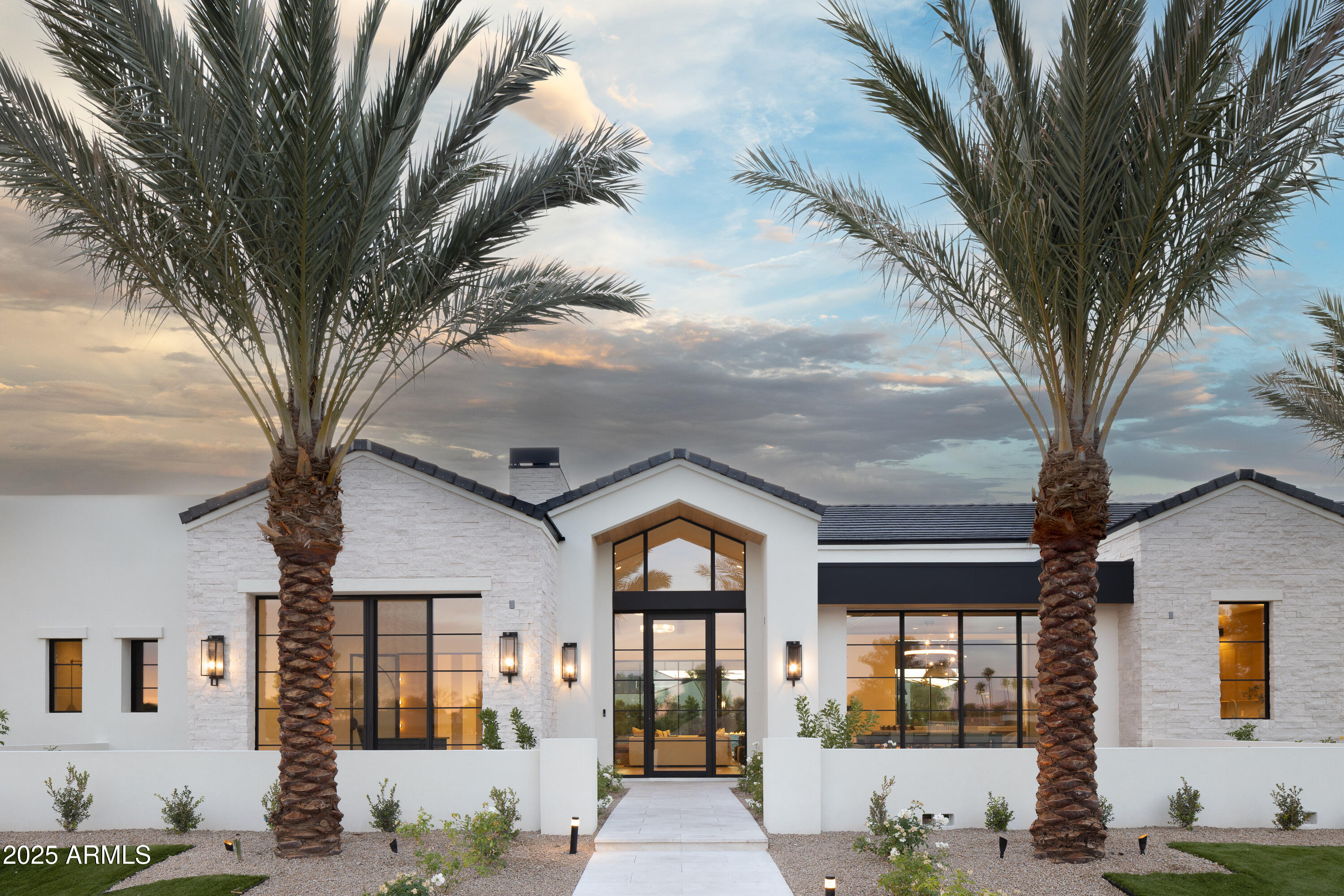VIA LOS RANCHOS - Residential