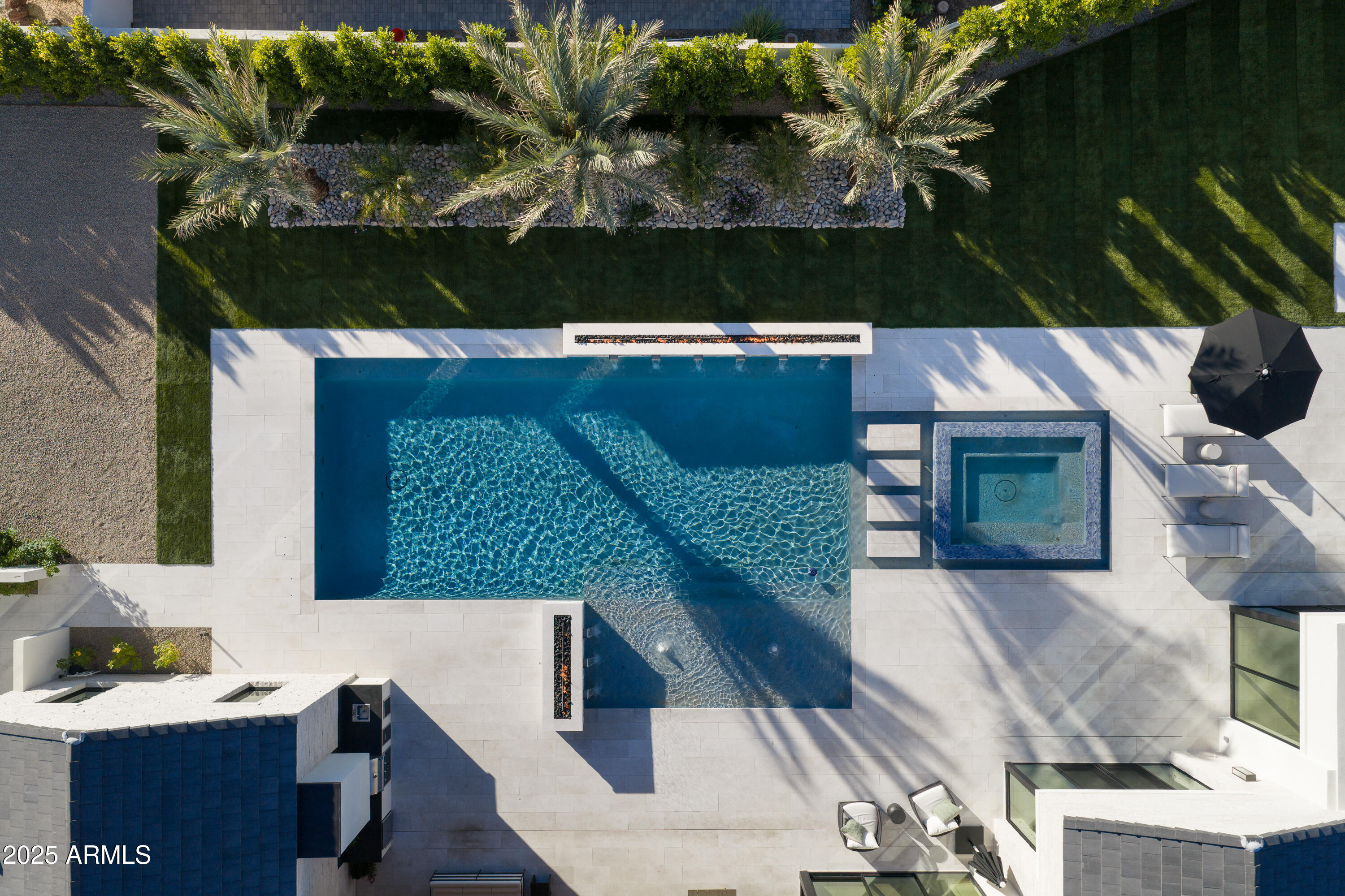 VIA LOS RANCHOS - Residential
