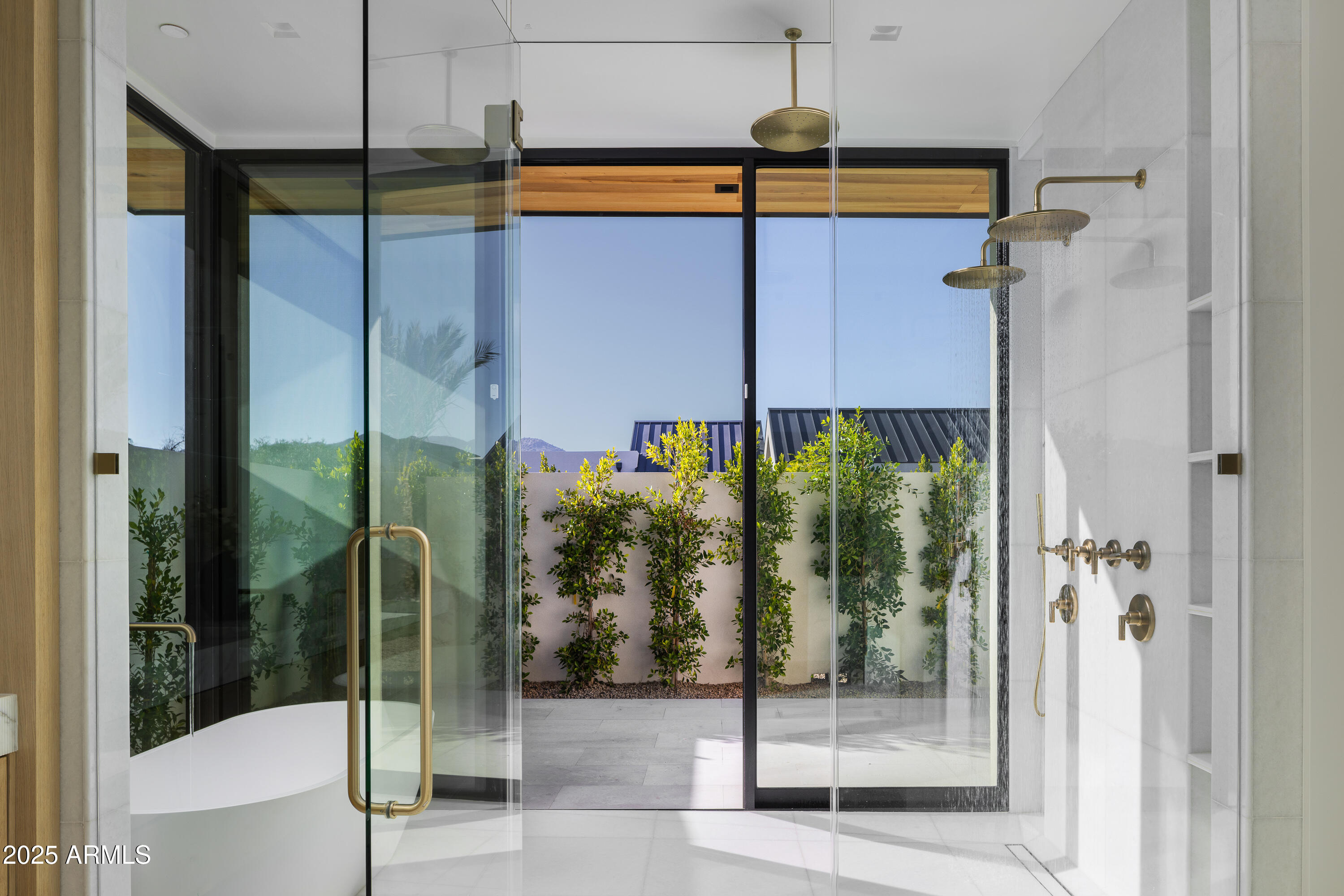 VIA LOS RANCHOS - Residential