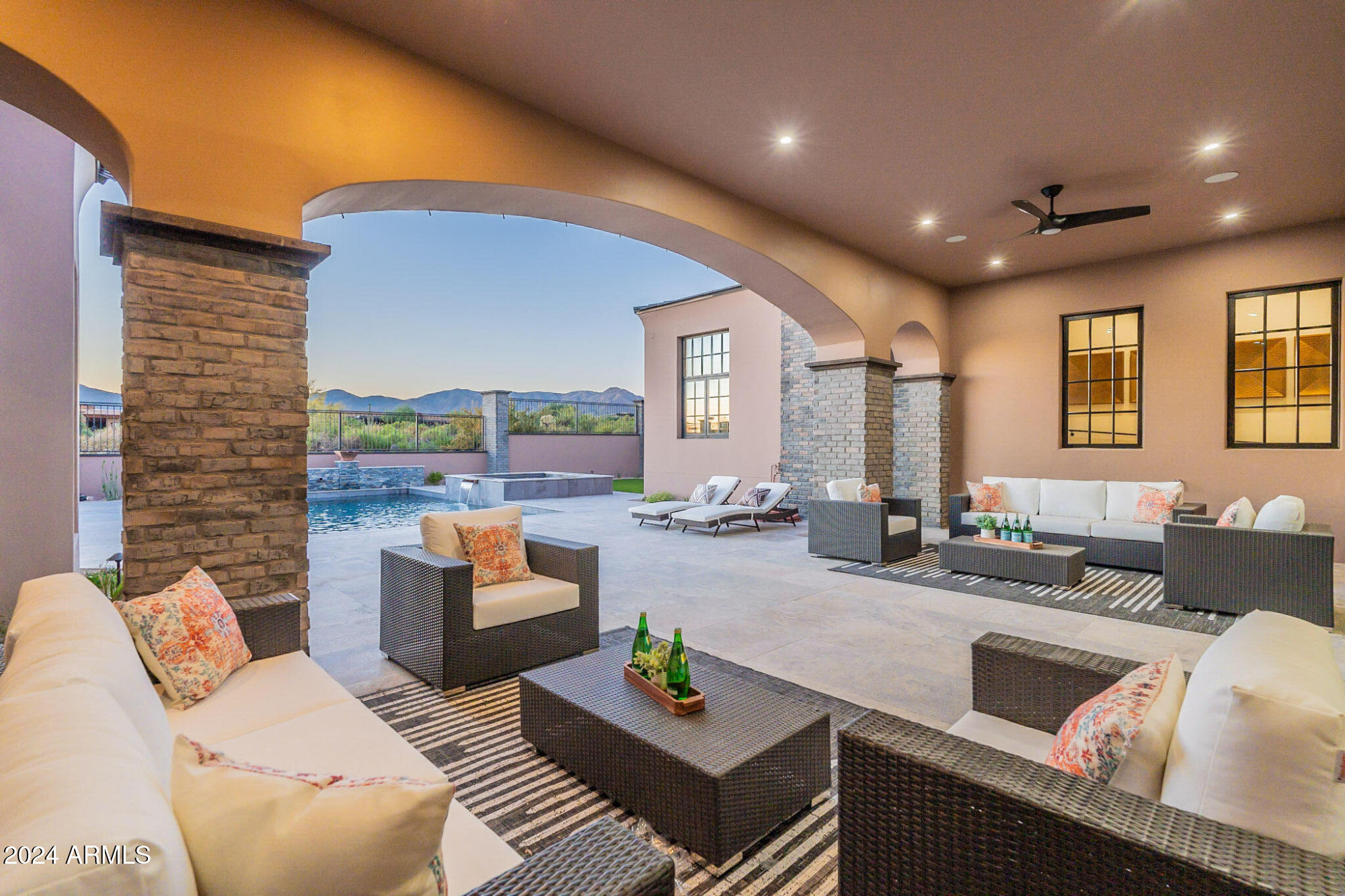 DESERT MOUNTAIN PHASE 1 UNIT 2 LOT 206-335 TR A - Residential