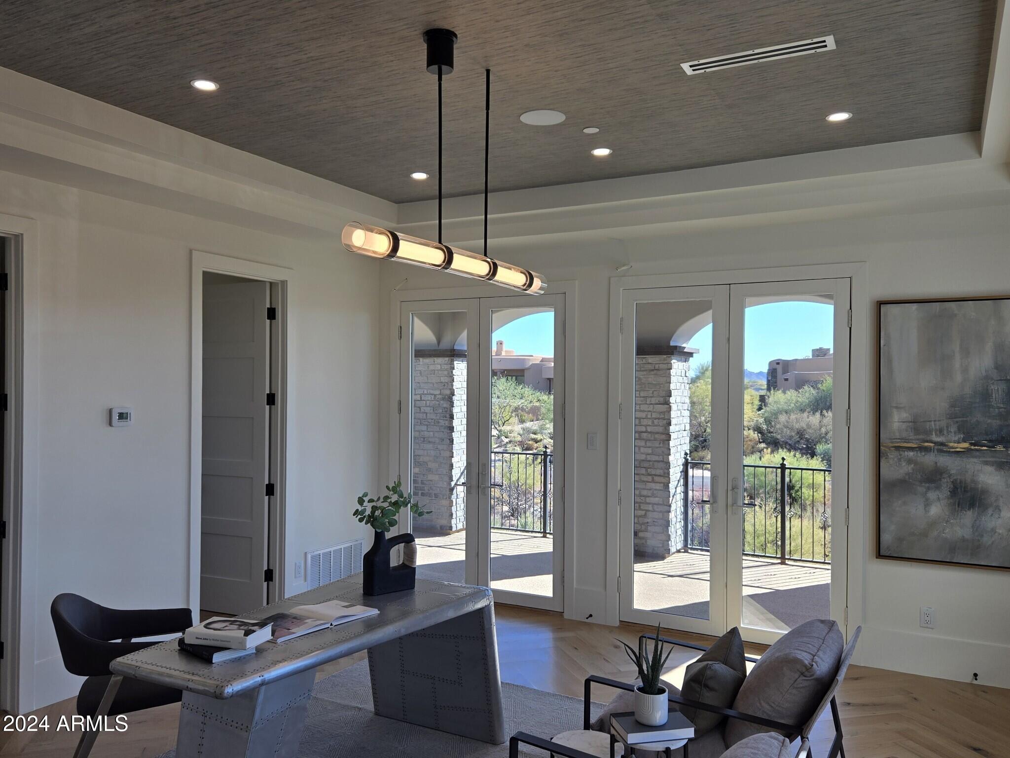 DESERT MOUNTAIN PHASE 1 UNIT 2 LOT 206-335 TR A - Residential