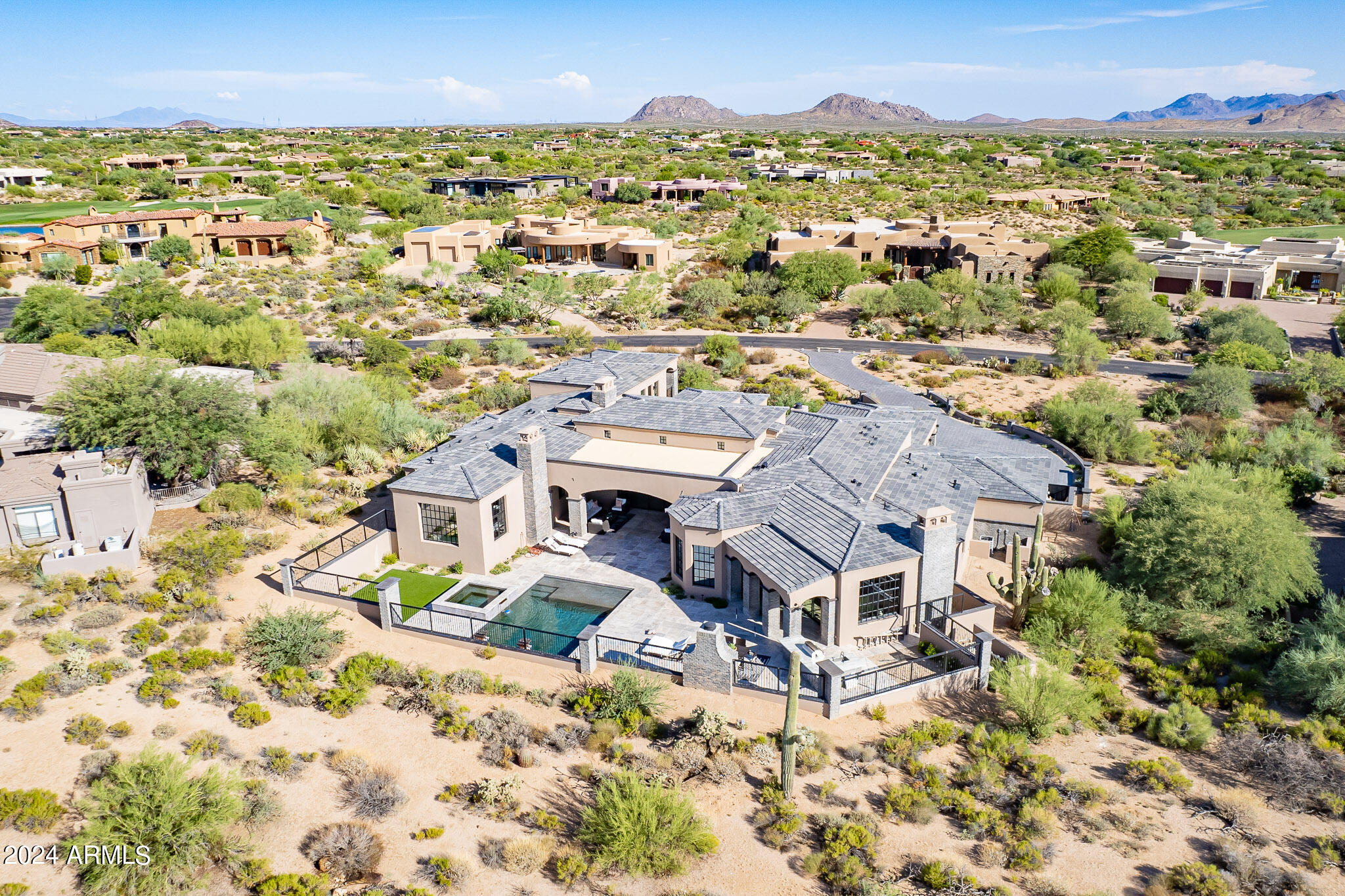 DESERT MOUNTAIN PHASE 1 UNIT 2 LOT 206-335 TR A - Residential