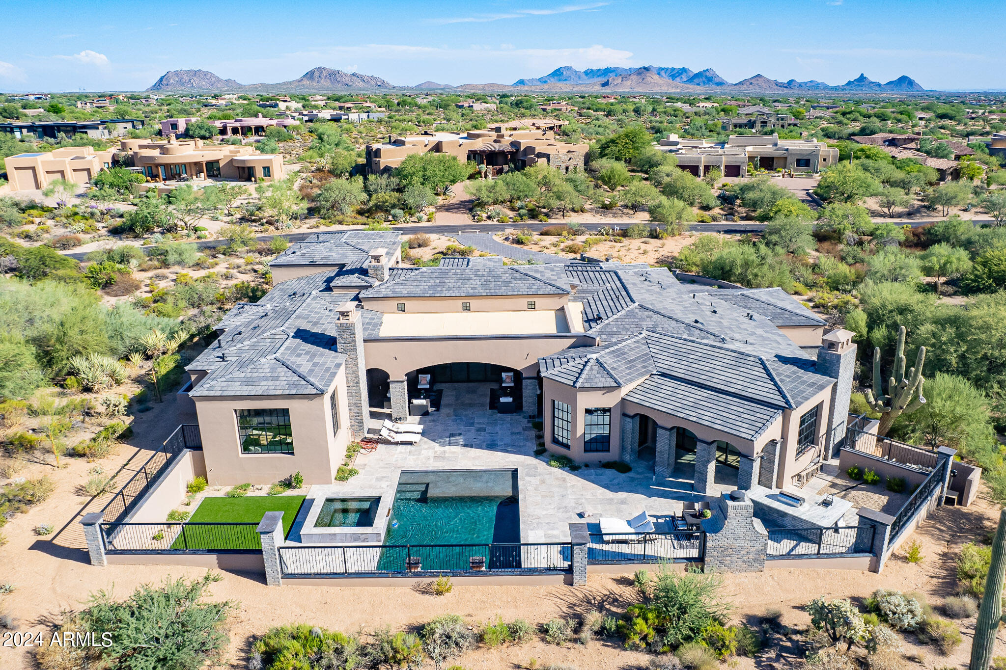 DESERT MOUNTAIN PHASE 1 UNIT 2 LOT 206-335 TR A - Residential