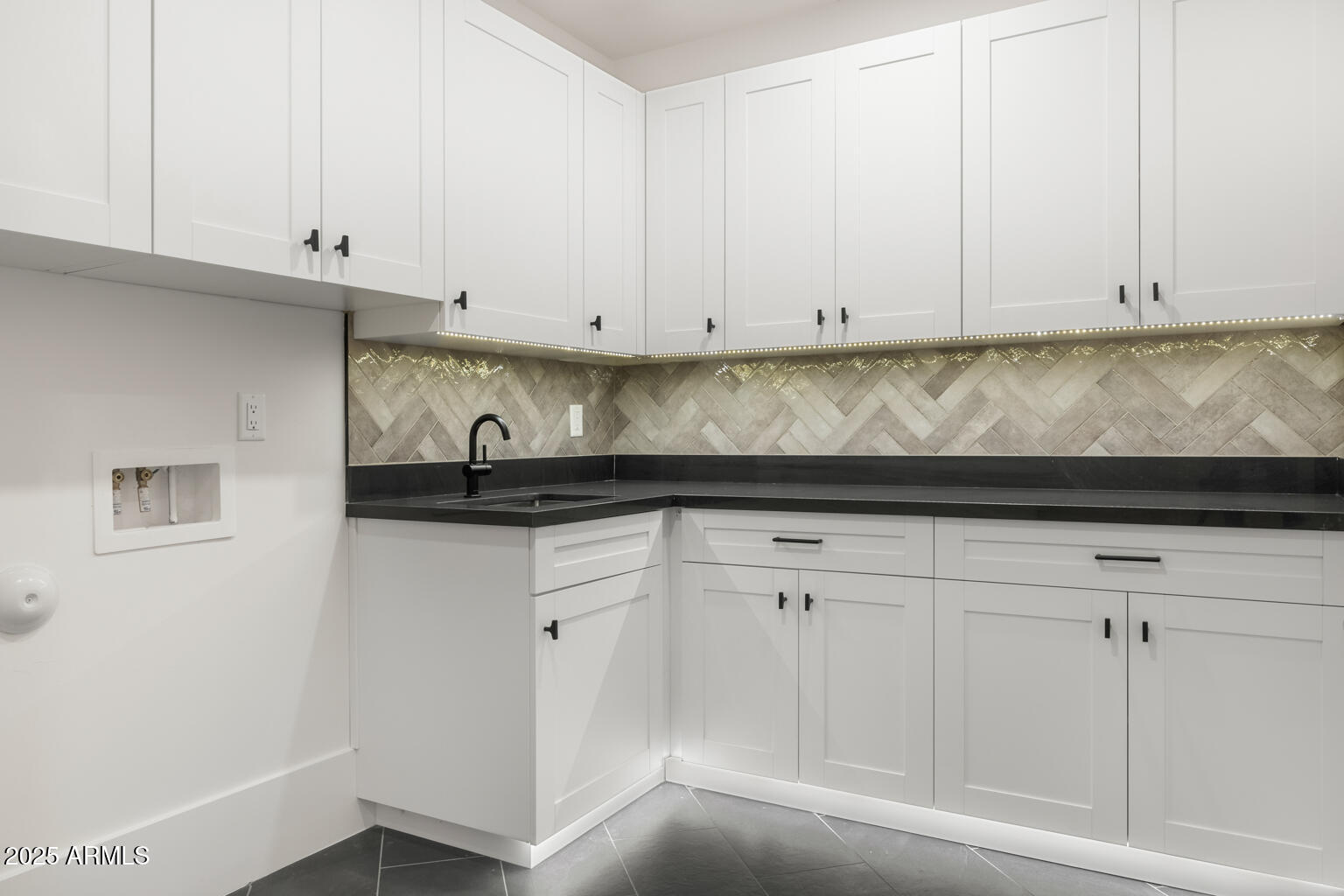 DESERT MOUNTAIN PHASE 1 UNIT 2 LOT 206-335 TR A - Residential