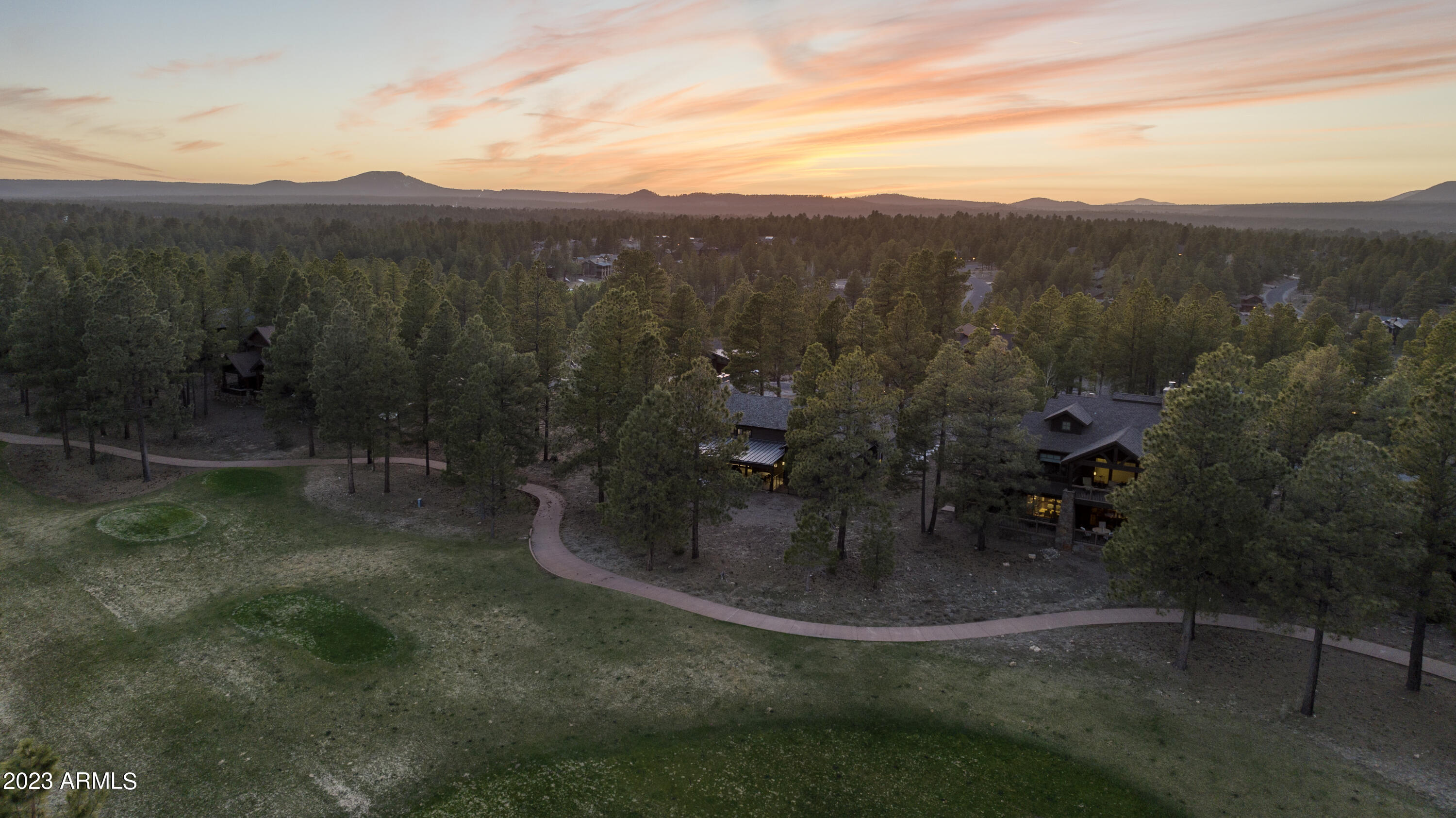 The Estates at Pine Canyon - Residential