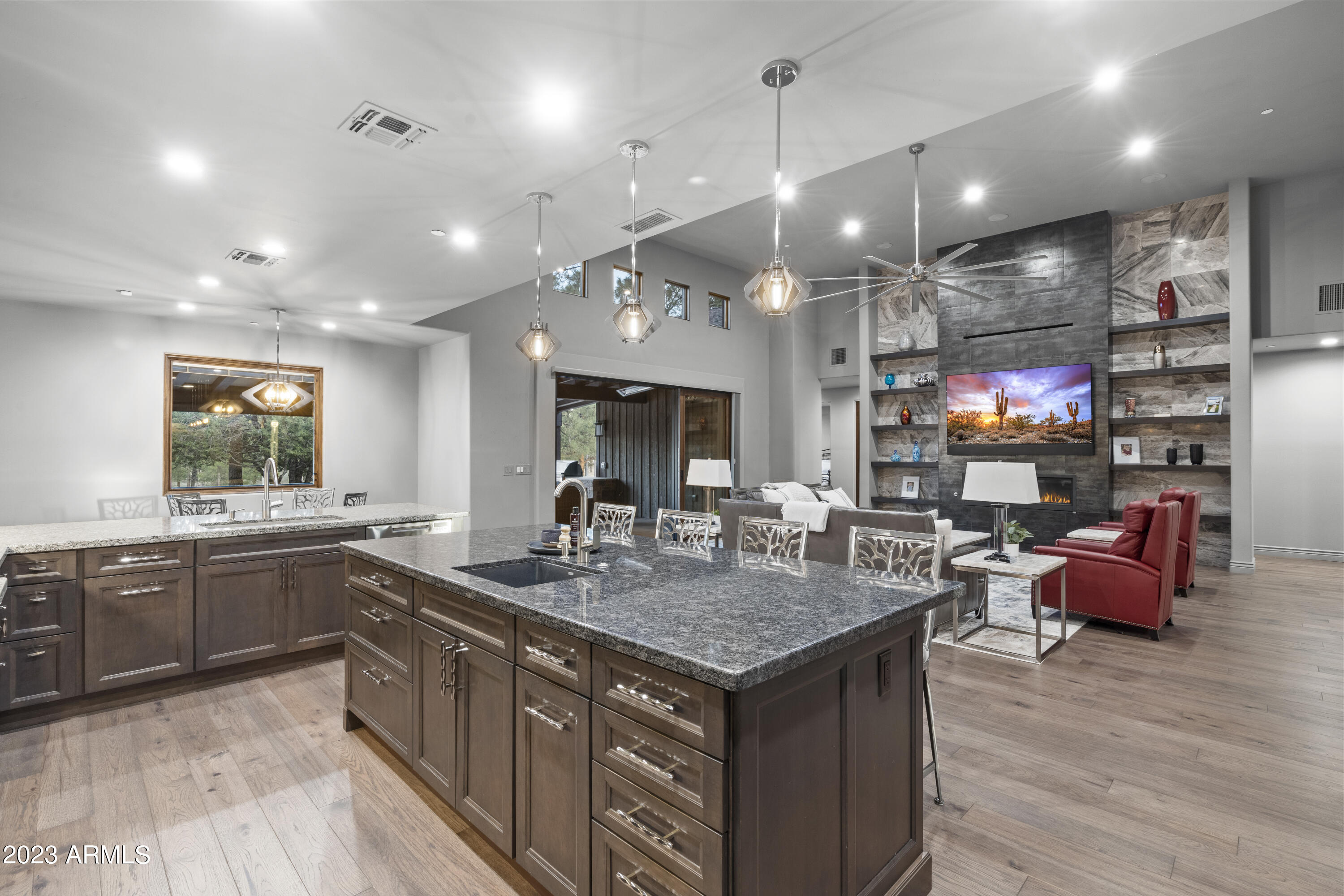 The Estates at Pine Canyon - Residential