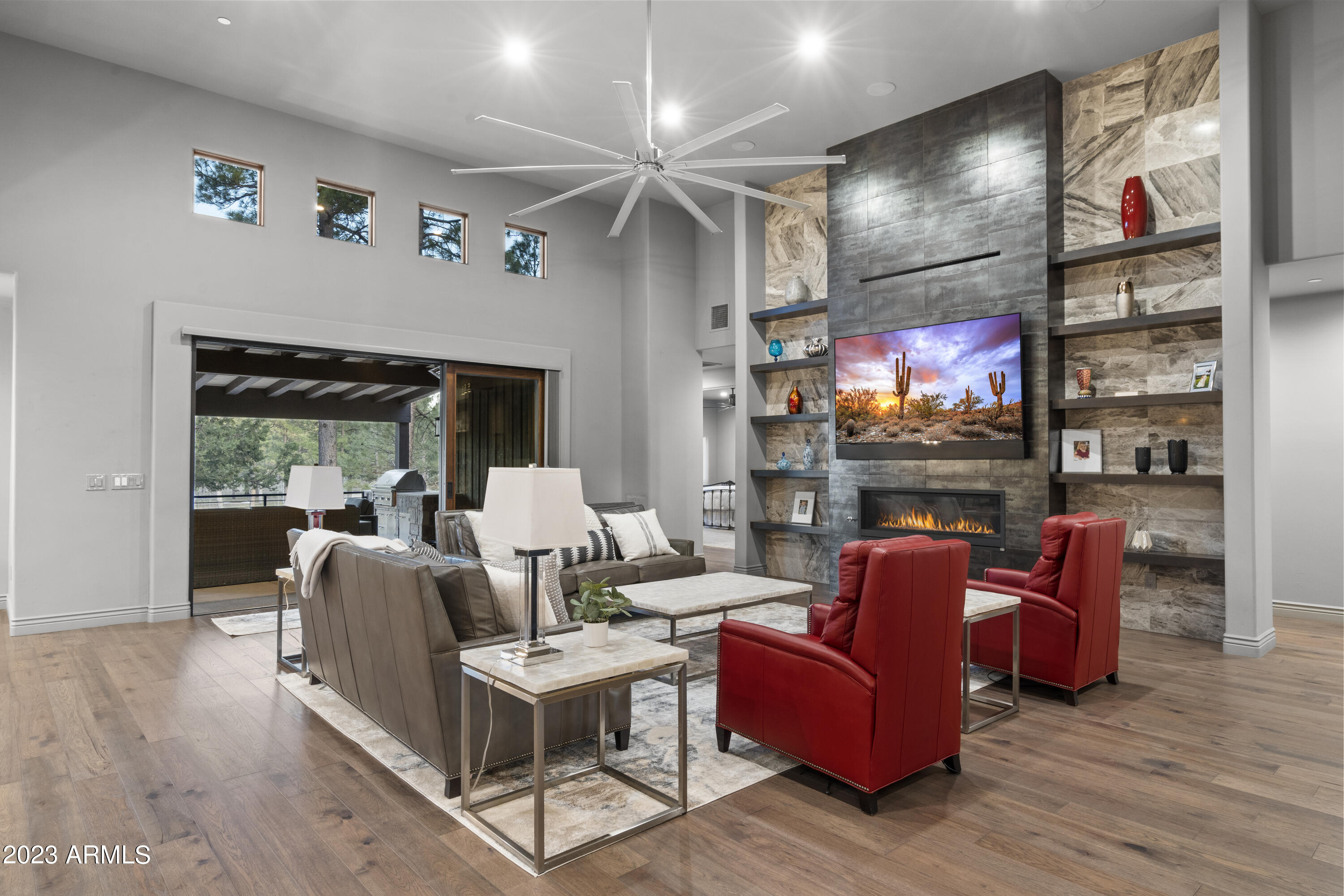 The Estates at Pine Canyon - Residential