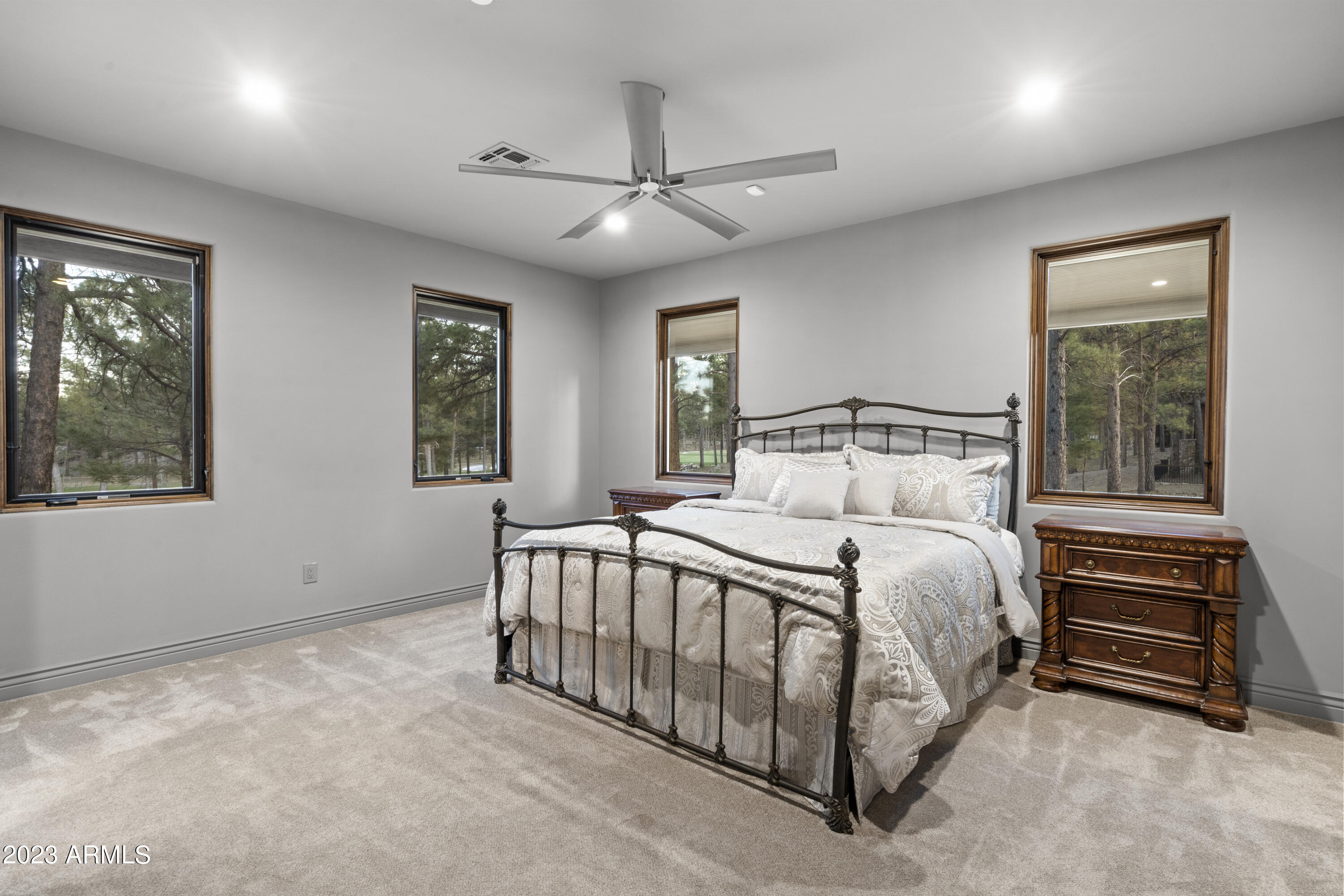 The Estates at Pine Canyon - Residential
