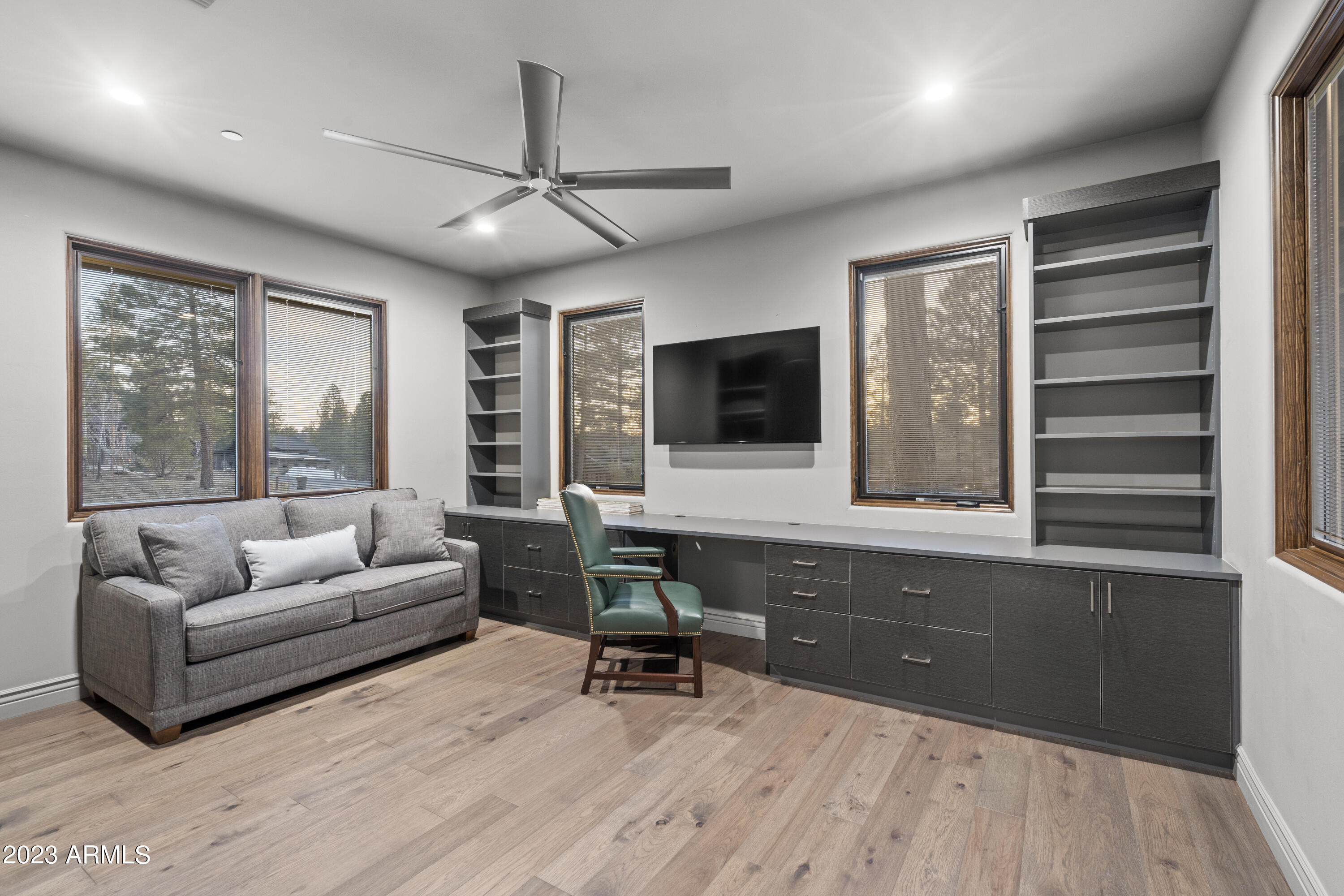 The Estates at Pine Canyon - Residential