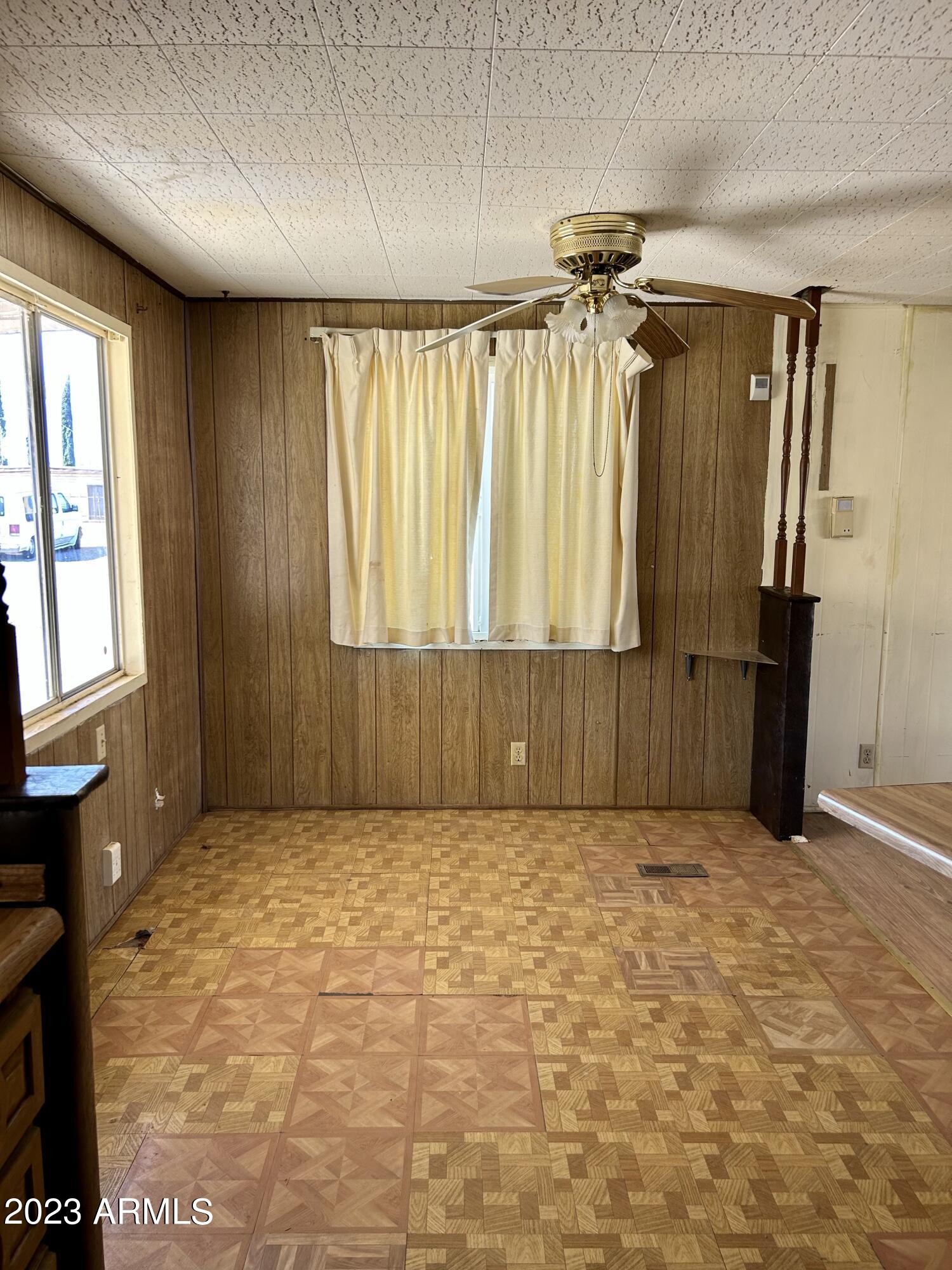 SULGER UNIT 1 - Residential