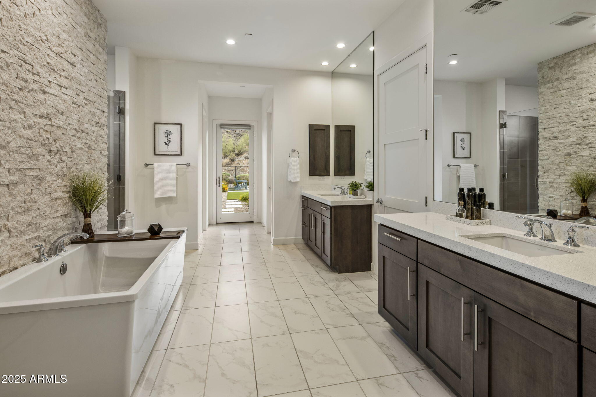 ADERO CANYON PARCEL 7 - Residential