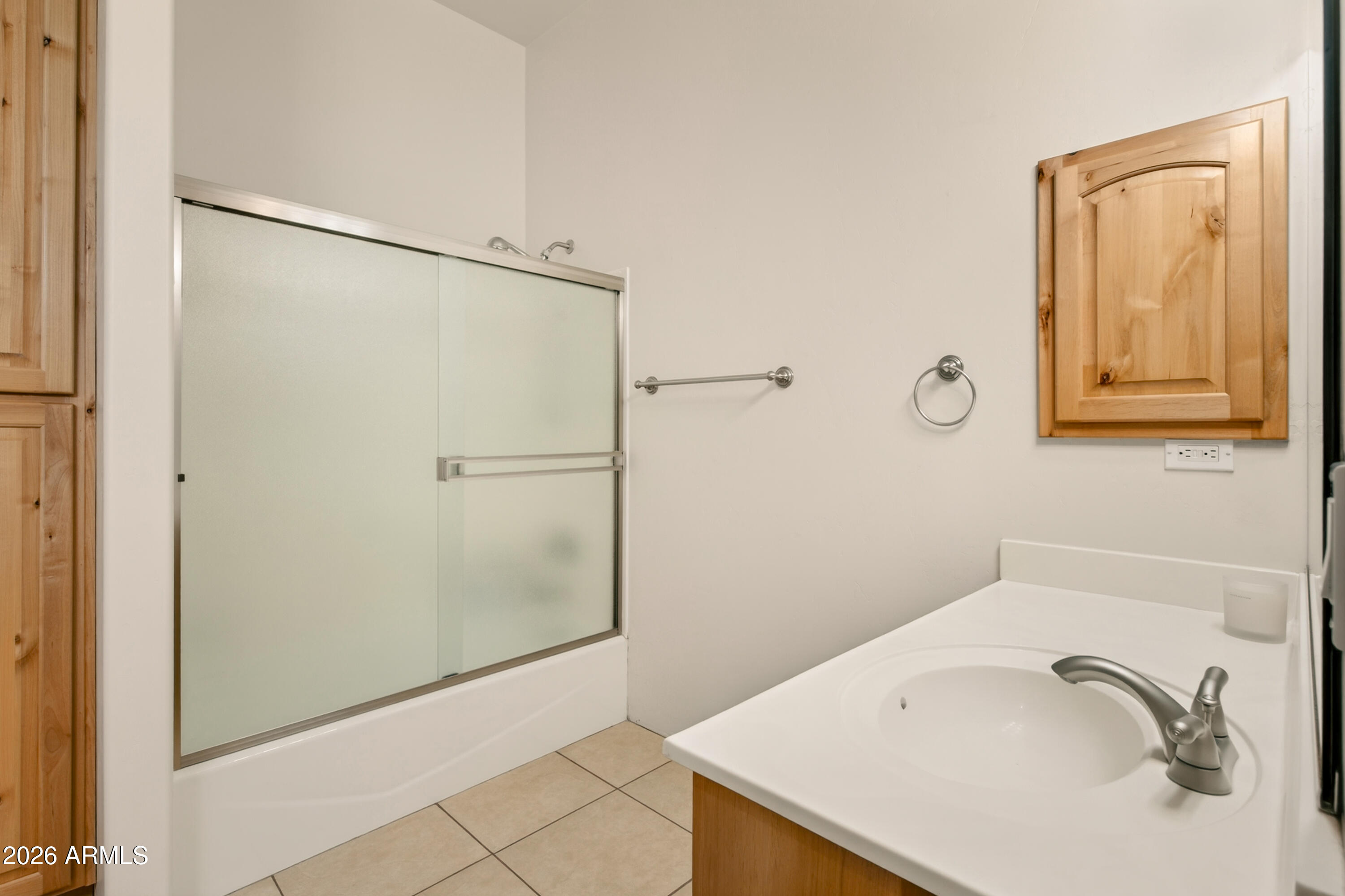VERDE SANTA FE PHASE 1 PARCEL 5,7,8 ALL OF LOT 83 SEC 6-15-4E CONT .35AC 4212/576 - Residential