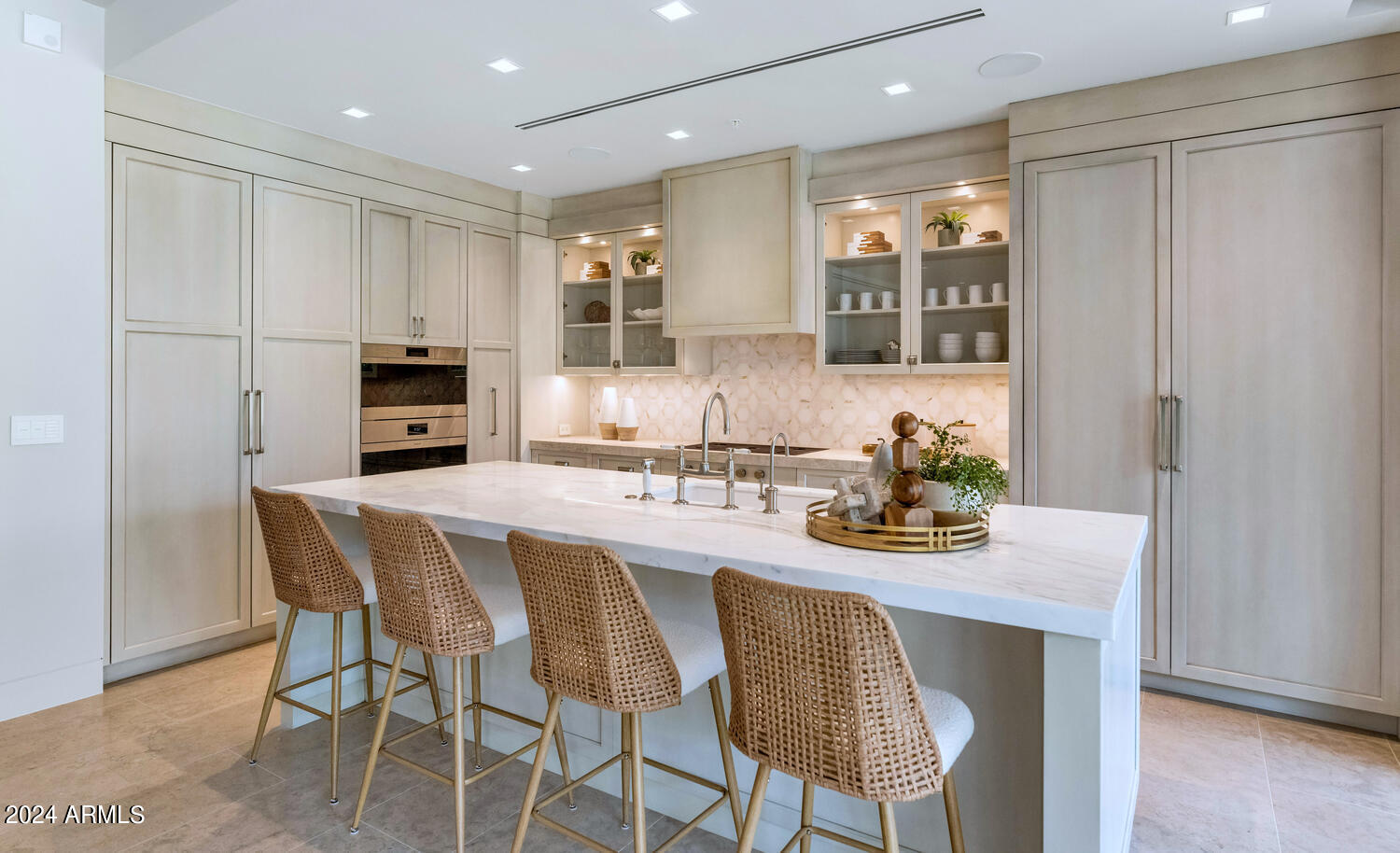 7000 EAST LINCOLN VILLAS CONDOMINIUM - Residential