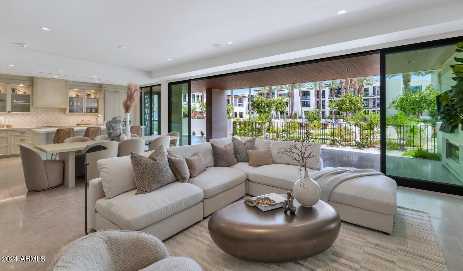 7000 EAST LINCOLN VILLAS CONDOMINIUM - Residential