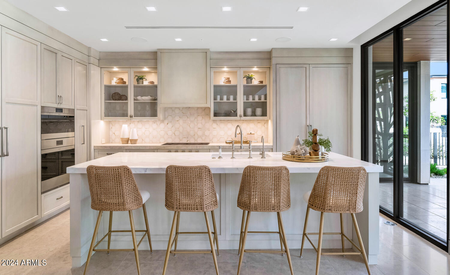 7000 EAST LINCOLN VILLAS CONDOMINIUM - Residential