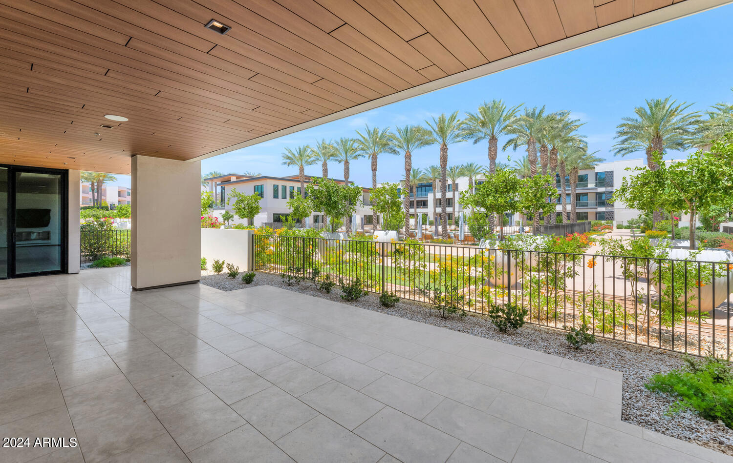 7000 EAST LINCOLN VILLAS CONDOMINIUM - Residential