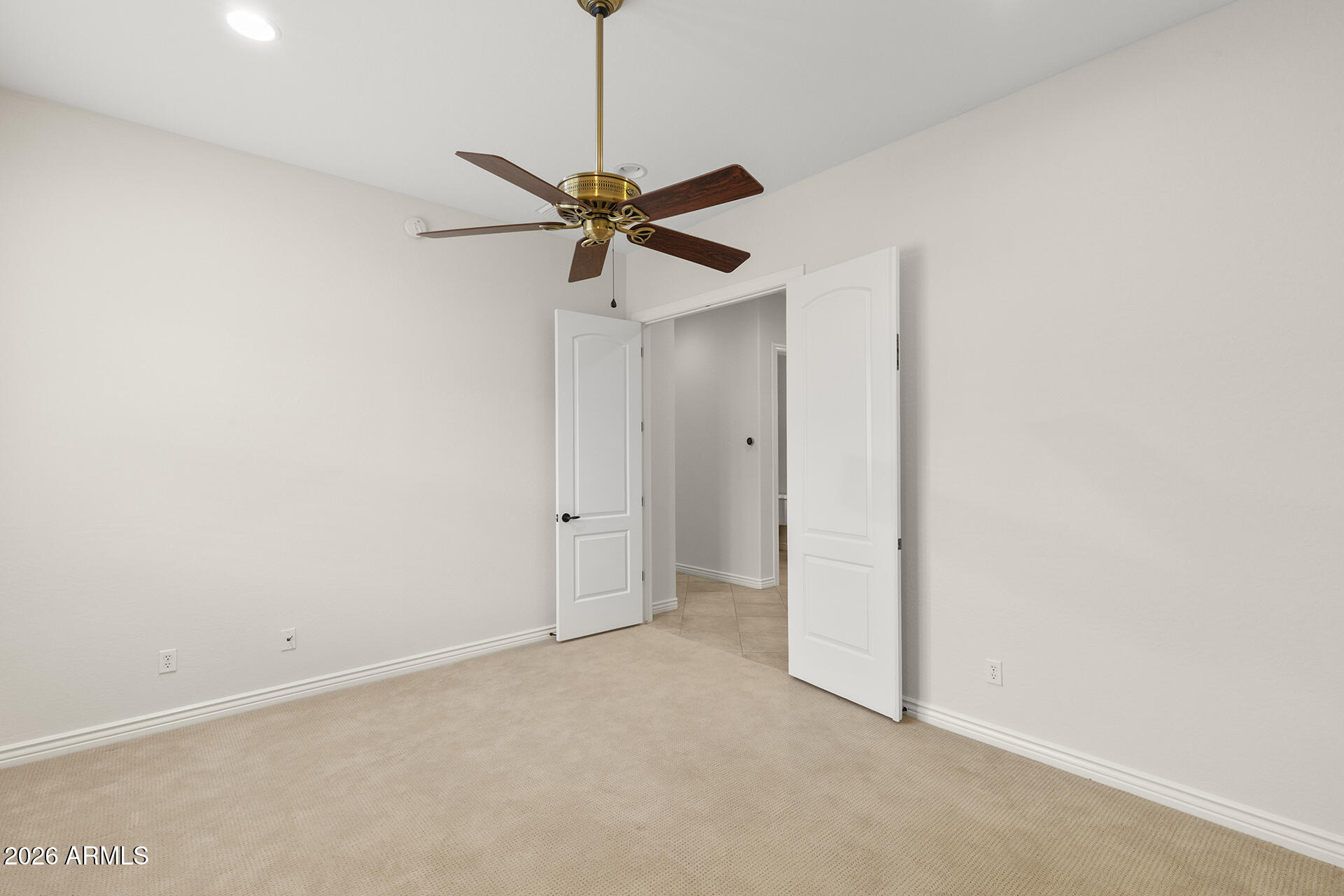 CORTE BELLA COUNTRY CLUB - Residential