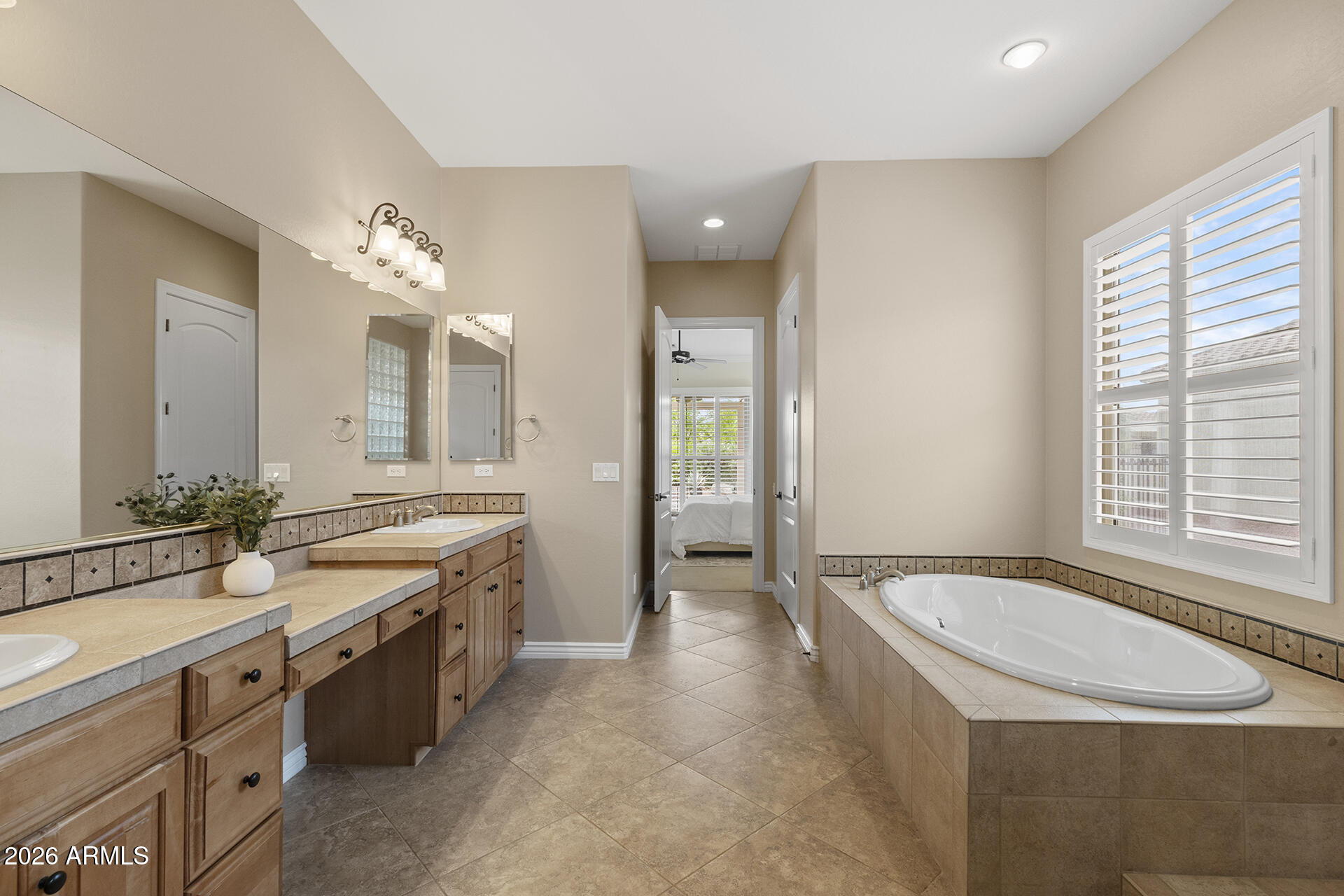 CORTE BELLA COUNTRY CLUB - Residential