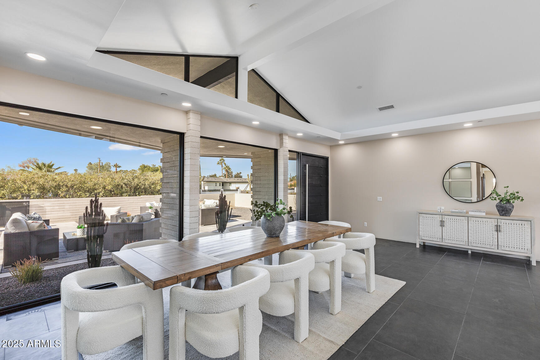 DESERT ESTATES 4 - Residential