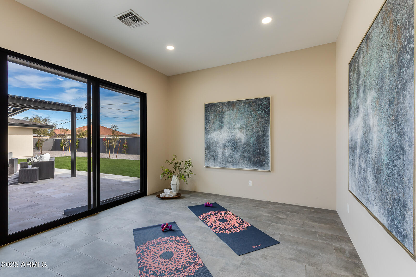 DESERT ESTATES 4 - Residential