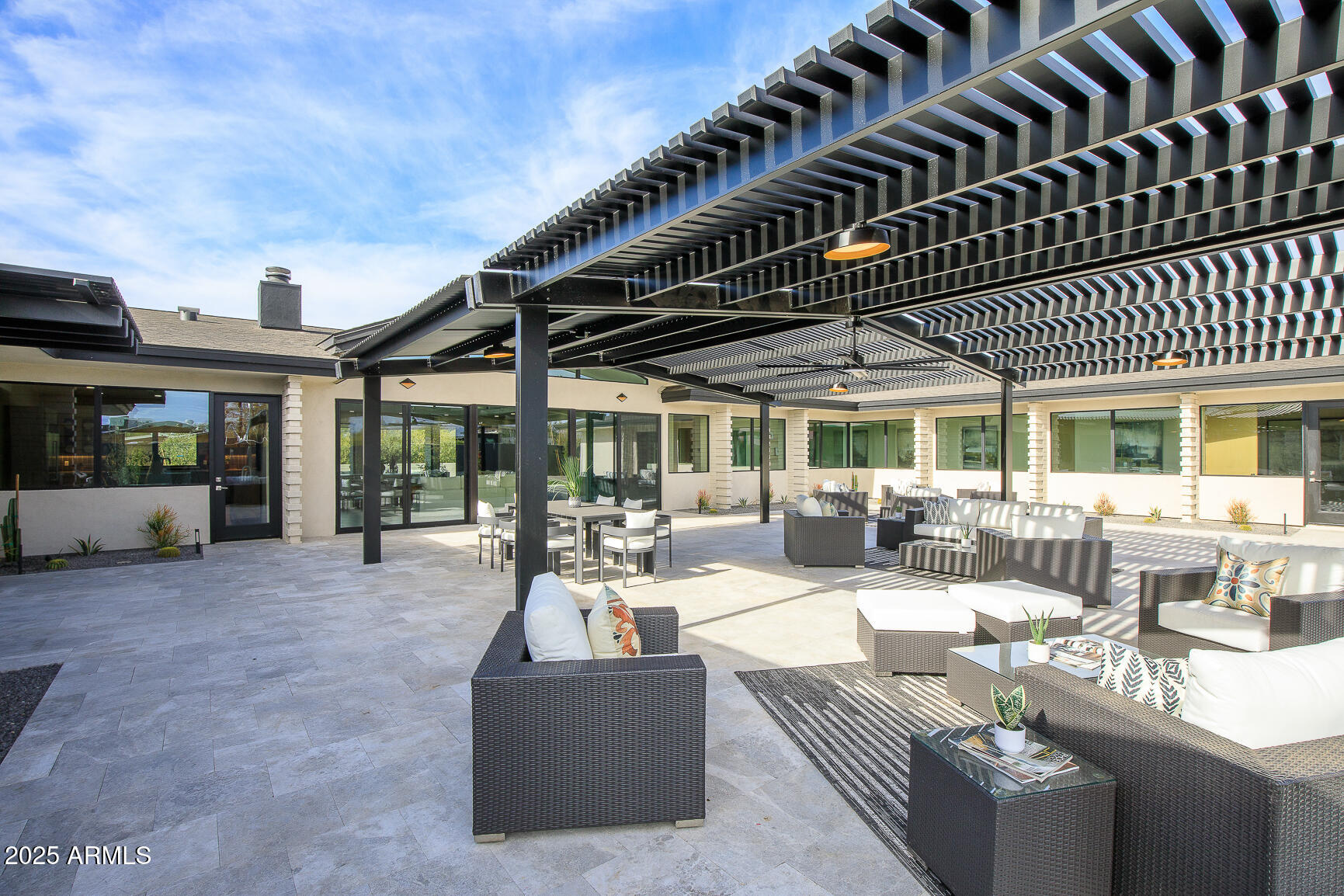 DESERT ESTATES 4 - Residential