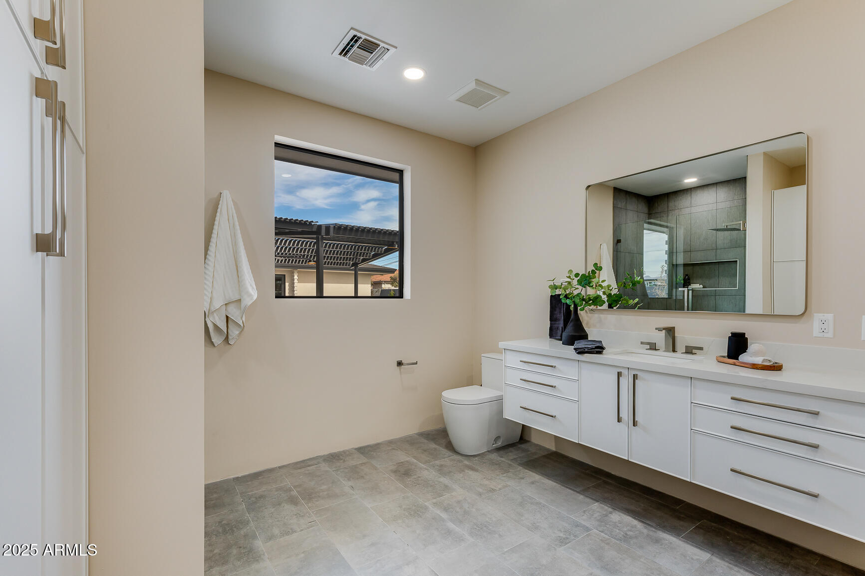 DESERT ESTATES 4 - Residential