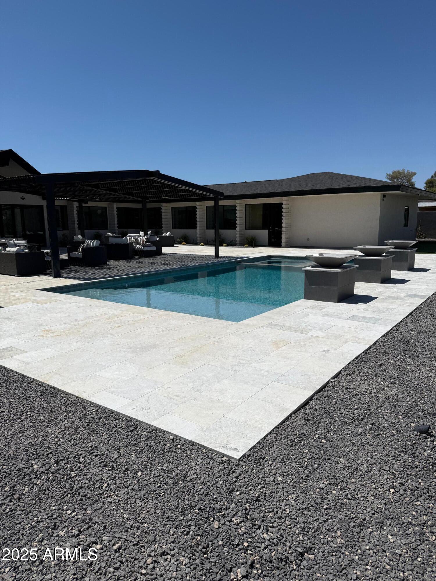 DESERT ESTATES 4 - Residential