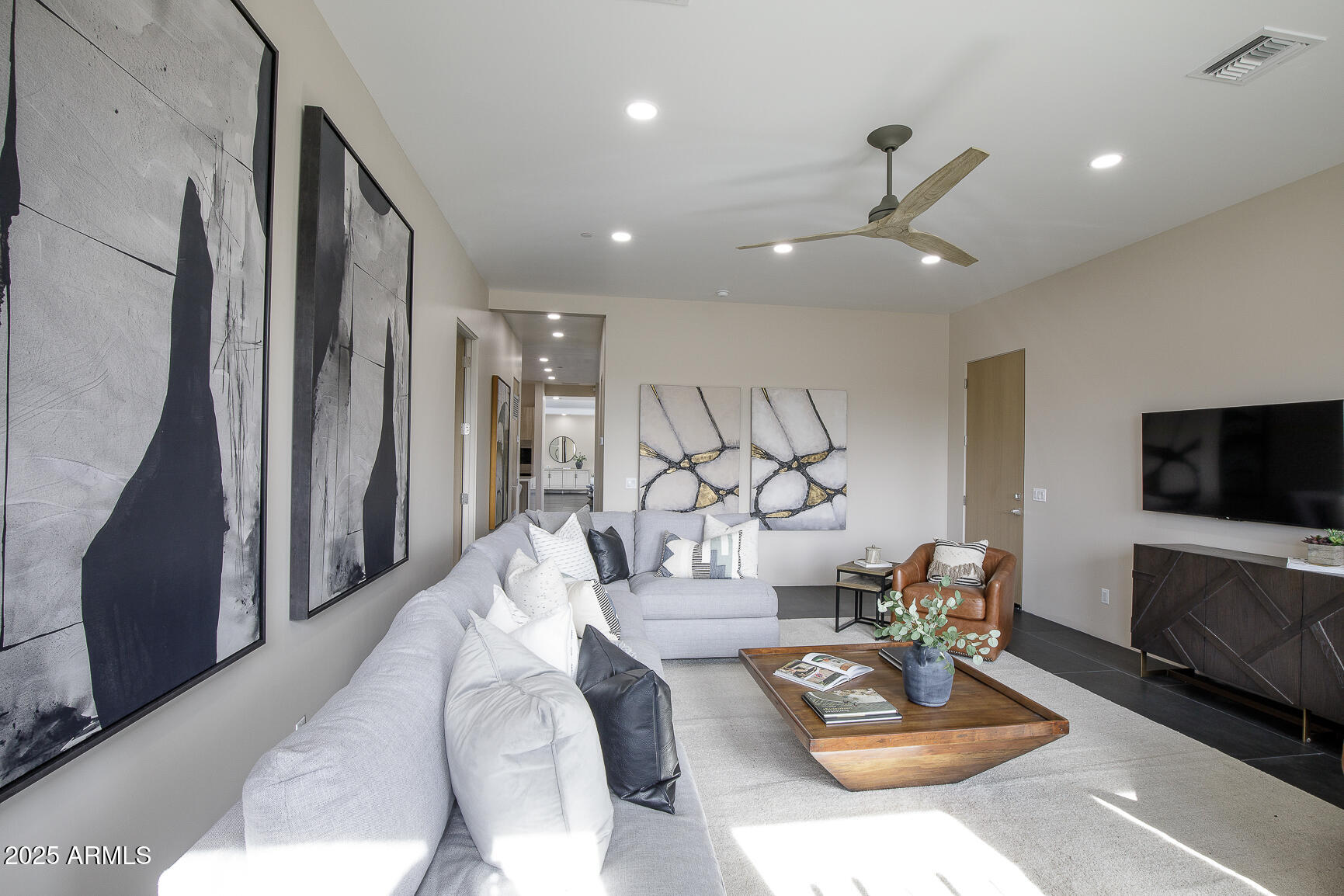 DESERT ESTATES 4 - Residential