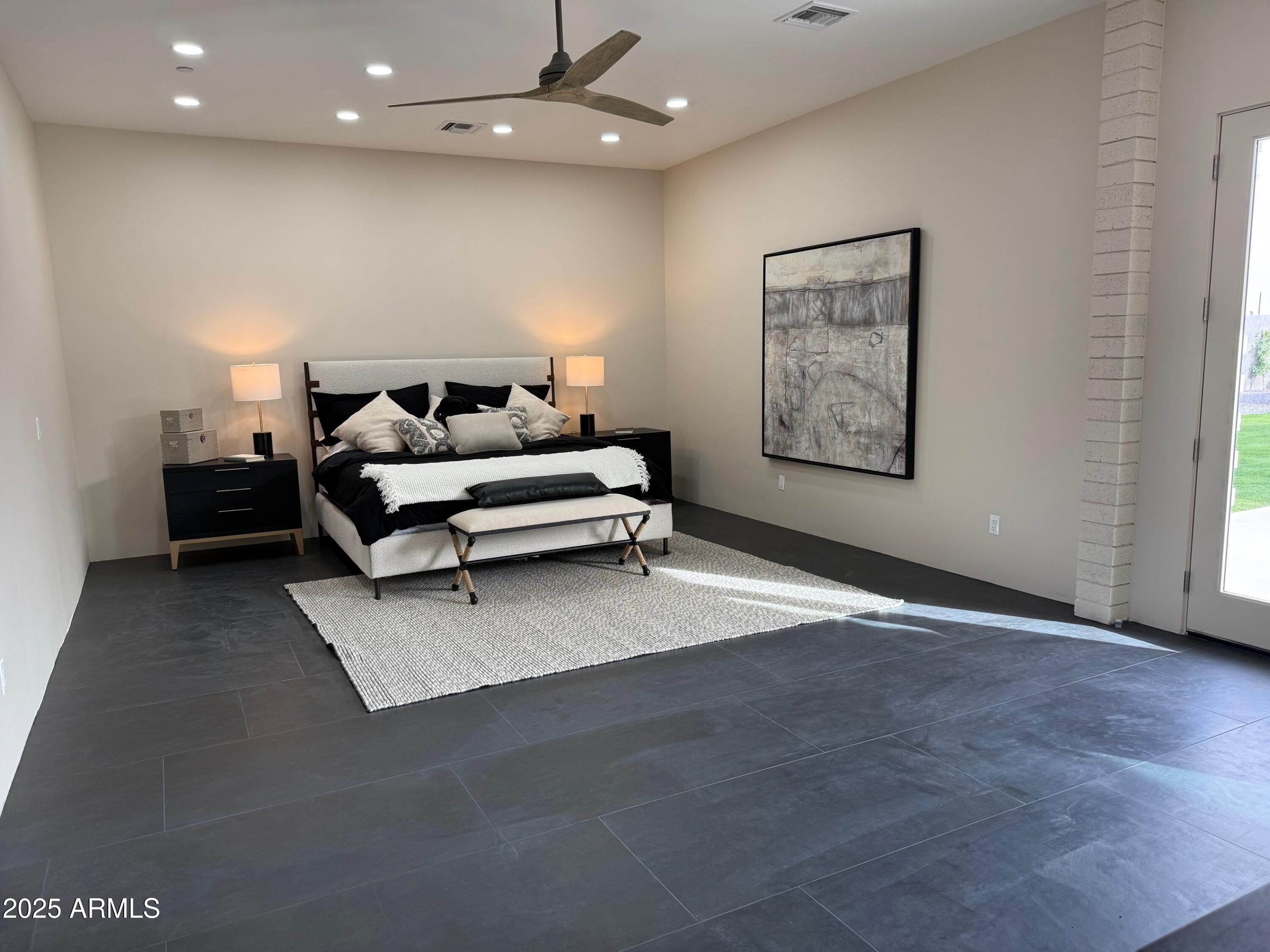 DESERT ESTATES 4 - Residential
