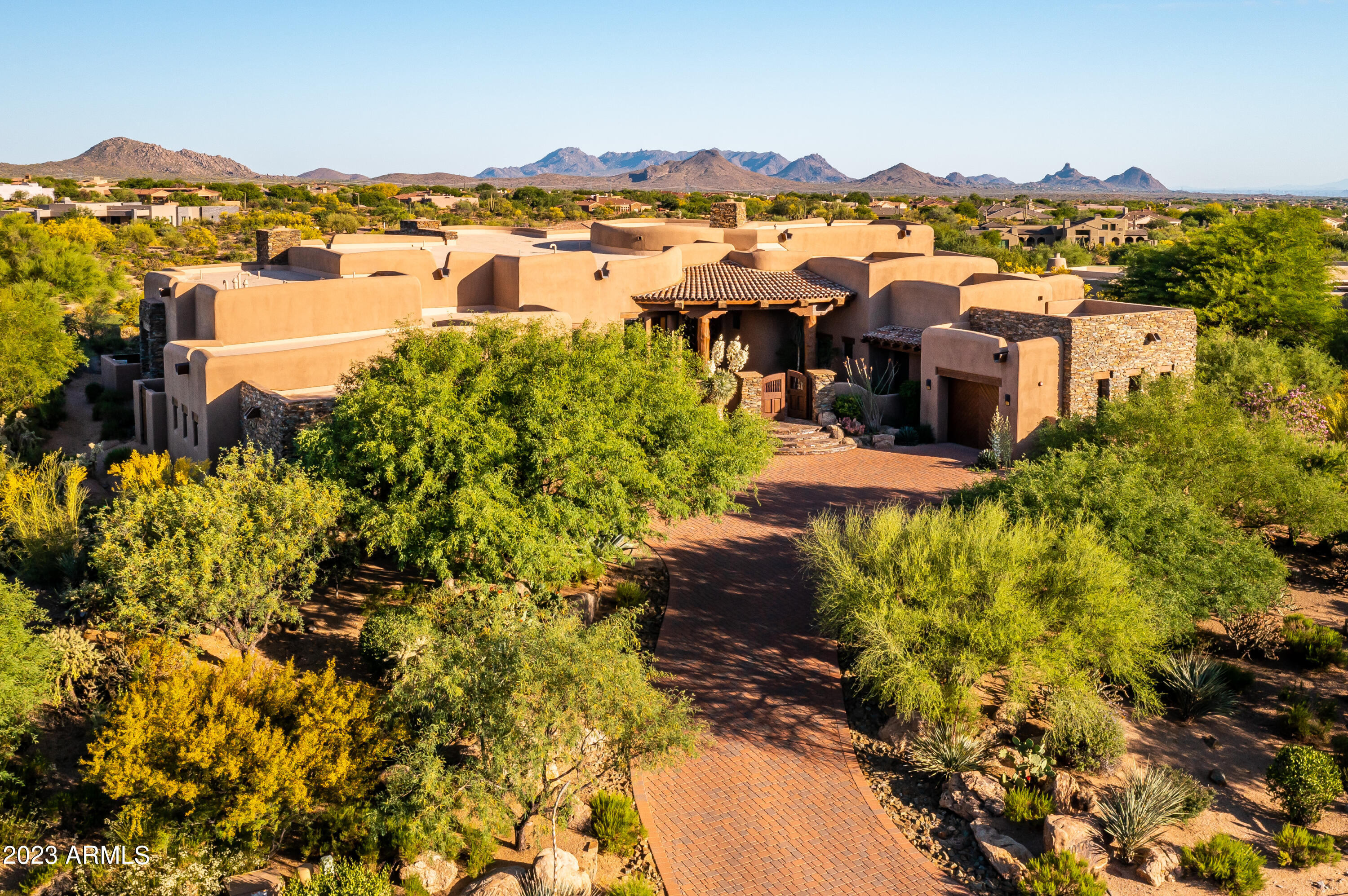 DESERT MOUNTAIN PHASE 1 UNIT 2 LOT 206-335 TR A - Residential