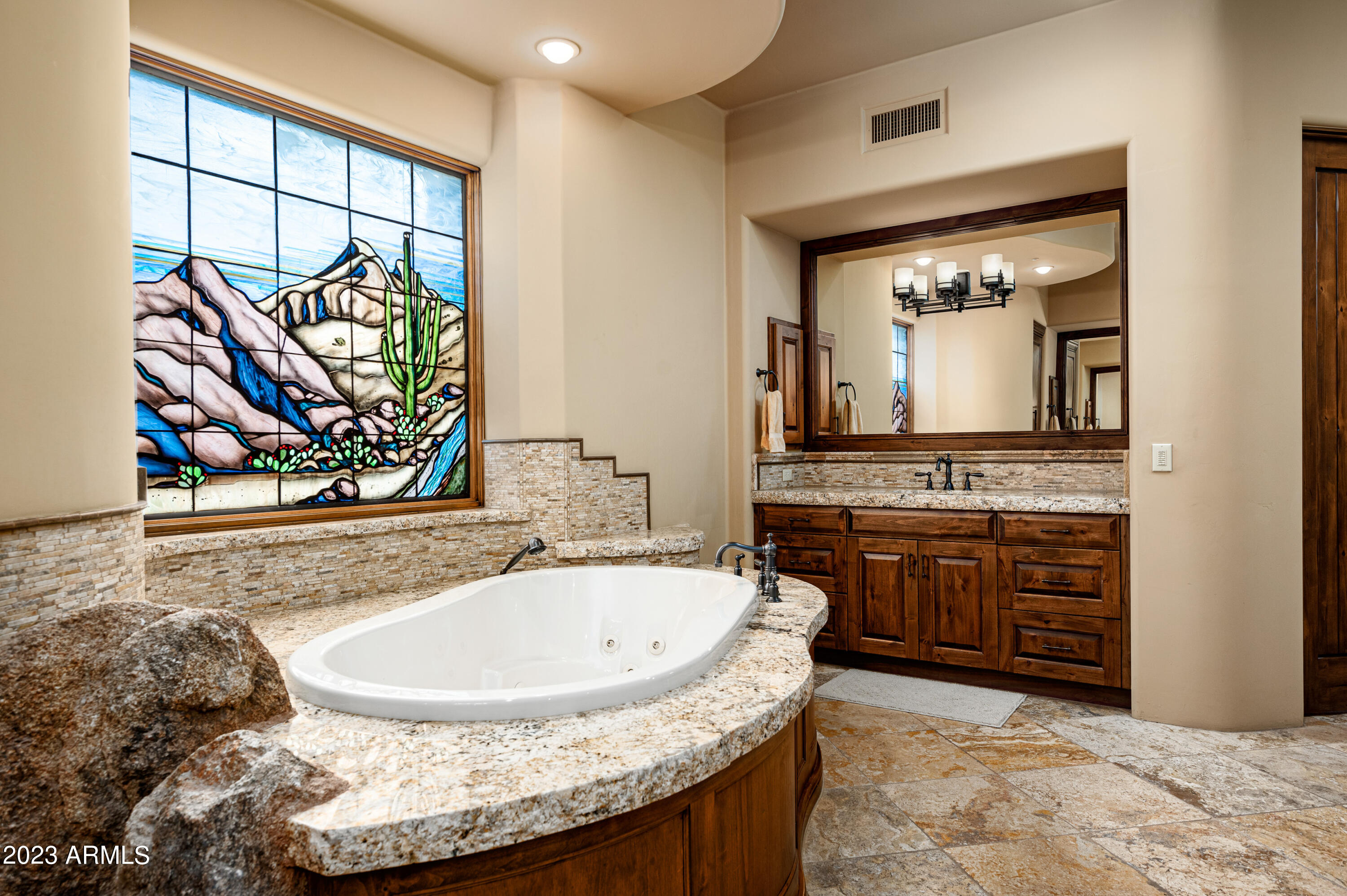 DESERT MOUNTAIN PHASE 1 UNIT 2 LOT 206-335 TR A - Residential